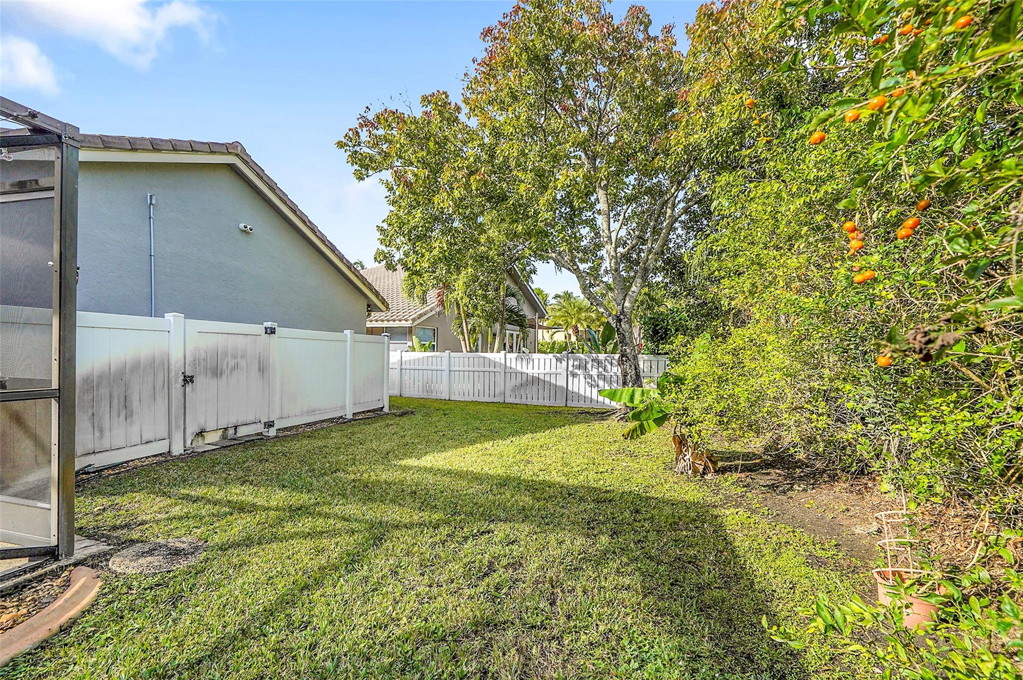 4983 NW 107th Avenue, Coral Springs, FL 33076