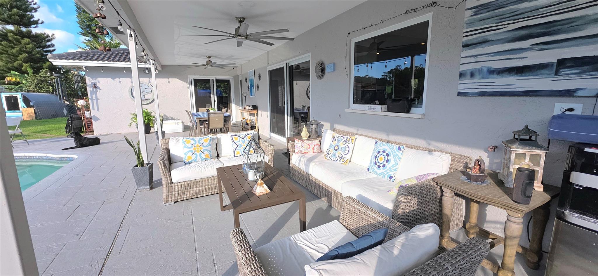 688 NW 100th Lane, Coral Springs, FL 33071