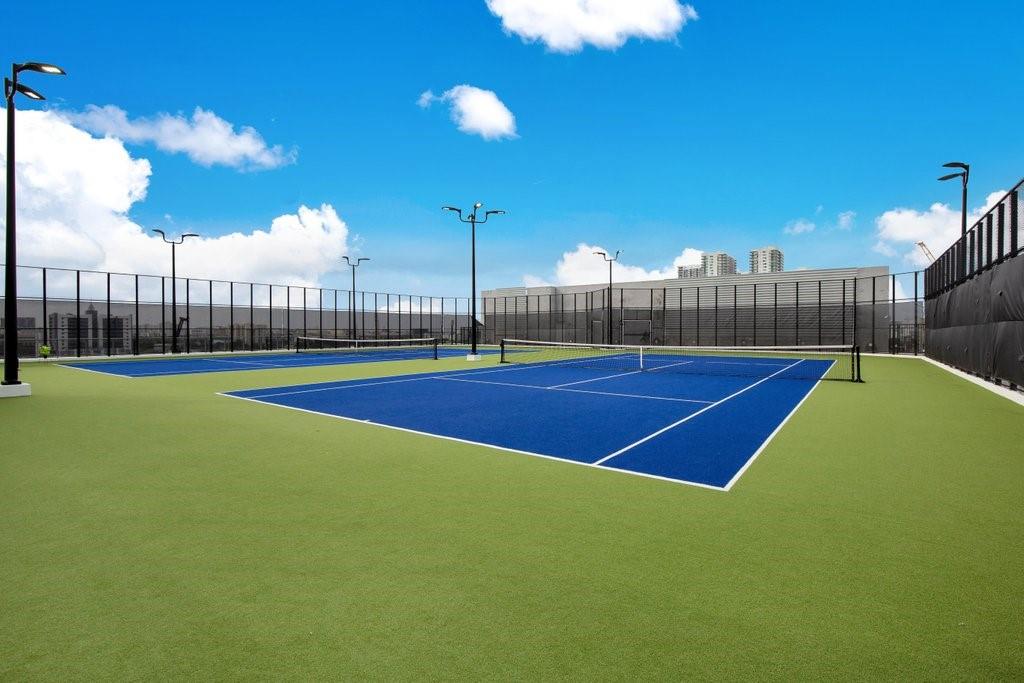 851 NE 1st Avenue 2202, Miami, FL 33132