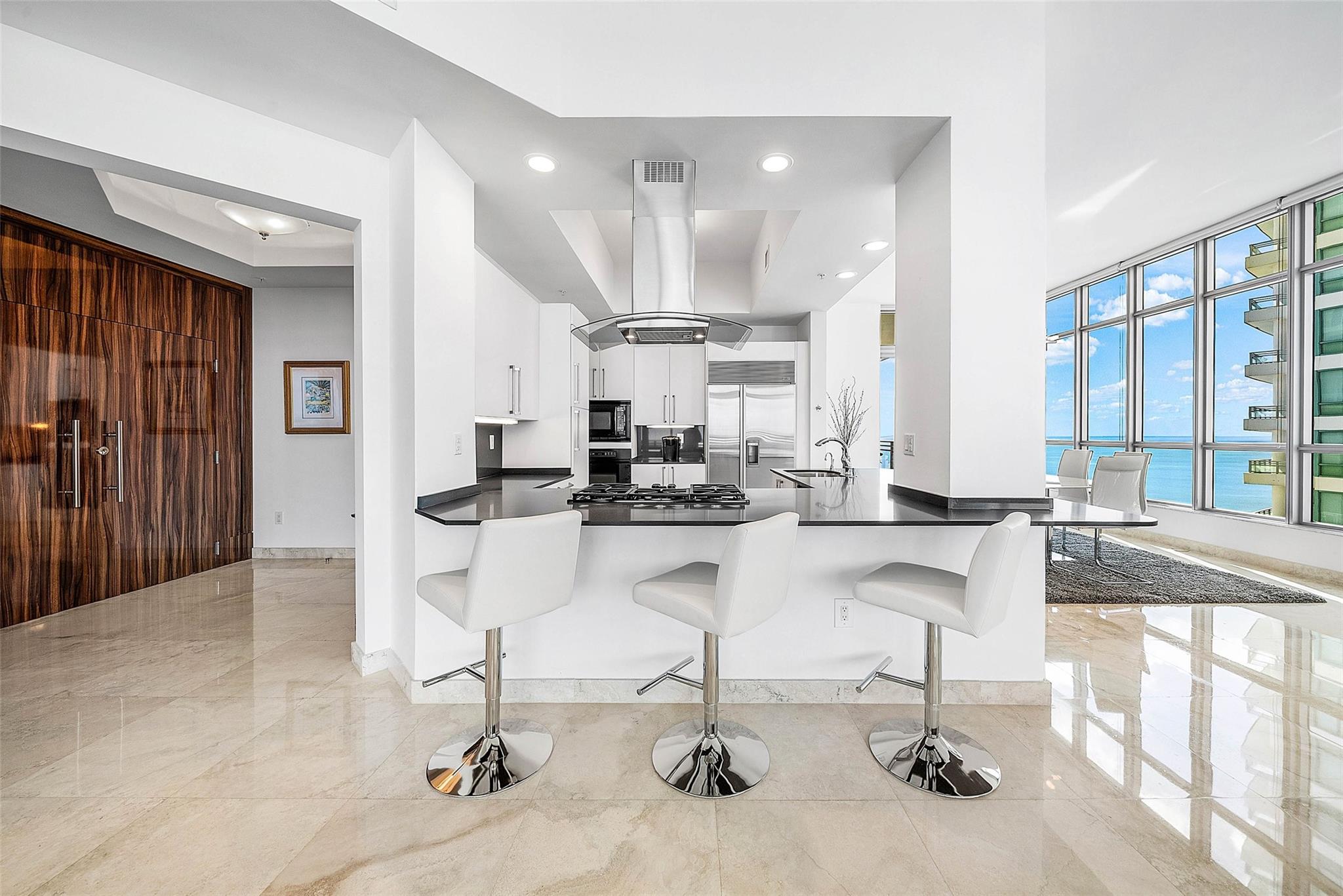 Photo for 3535 S Ocean Drive, 2605, Hollywood, FL 33019 - Listing #FX-10526434 3535 S Ocean Drive, 2605, Hollywood, FL 33019