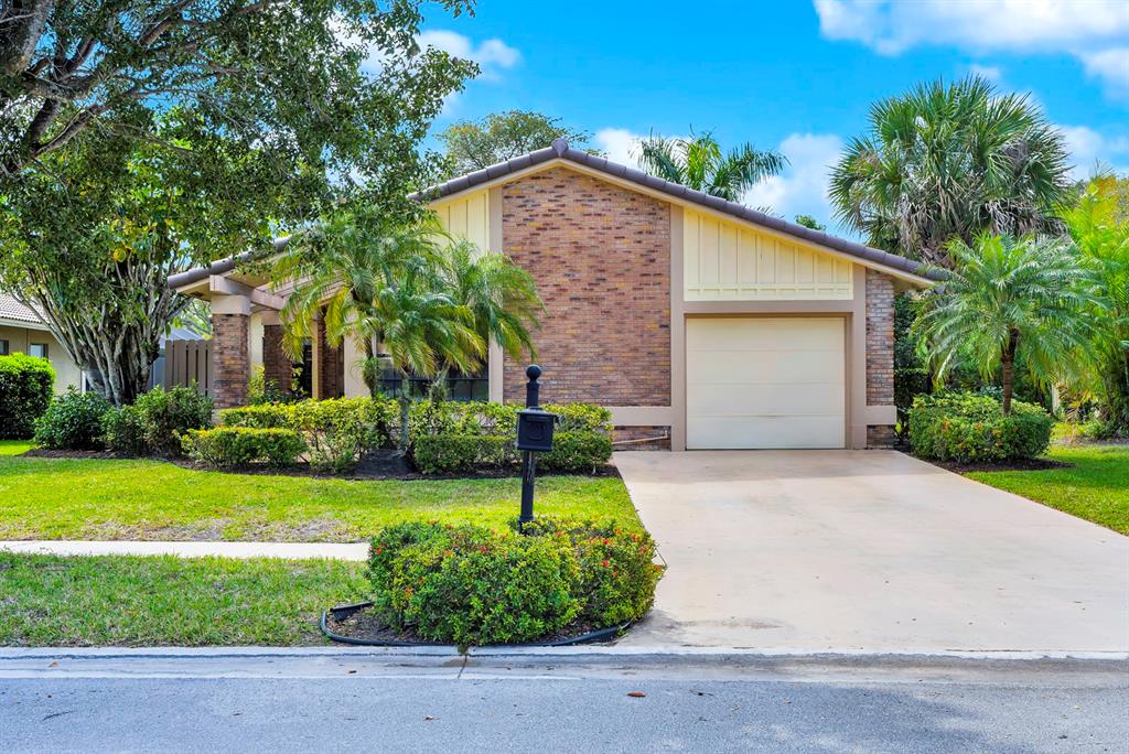 Photo for 19643 Sea Pines Way, Boca Raton, FL 33498 - Listing #FX-10426010 19643 Sea Pines Way, Boca Raton, FL 33498