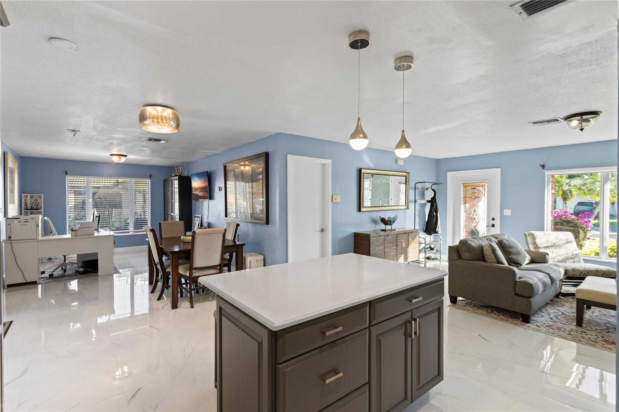 11305 NW 38th Street, Coral Springs, FL 33065