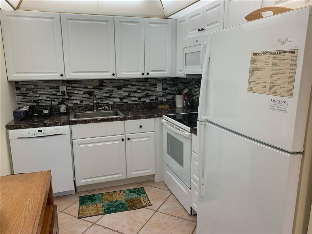 Photo for 820 Flanders R, 280, Delray Beach, FL 33484 - Listing #FX-10527982 820 Flanders R, 280, Delray Beach, FL 33484