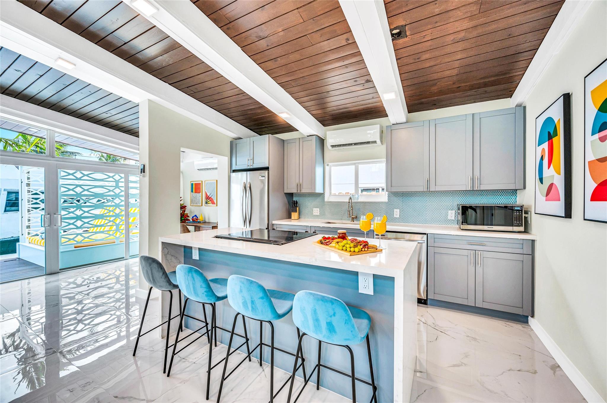 2732 NE 15th Street, Fort Lauderdale, FL 33304