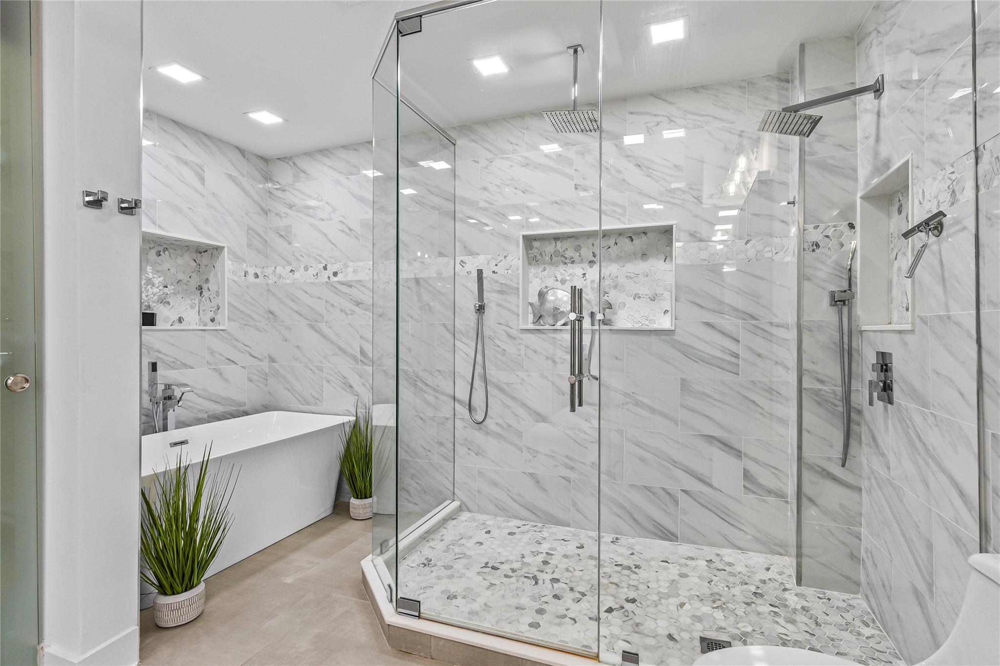 Photo for 3100 NE 48th Street, PH18, Fort Lauderdale, FL 33308 - Listing #FX-10525247 3100 NE 48th Street, PH18, Fort Lauderdale, FL 33308