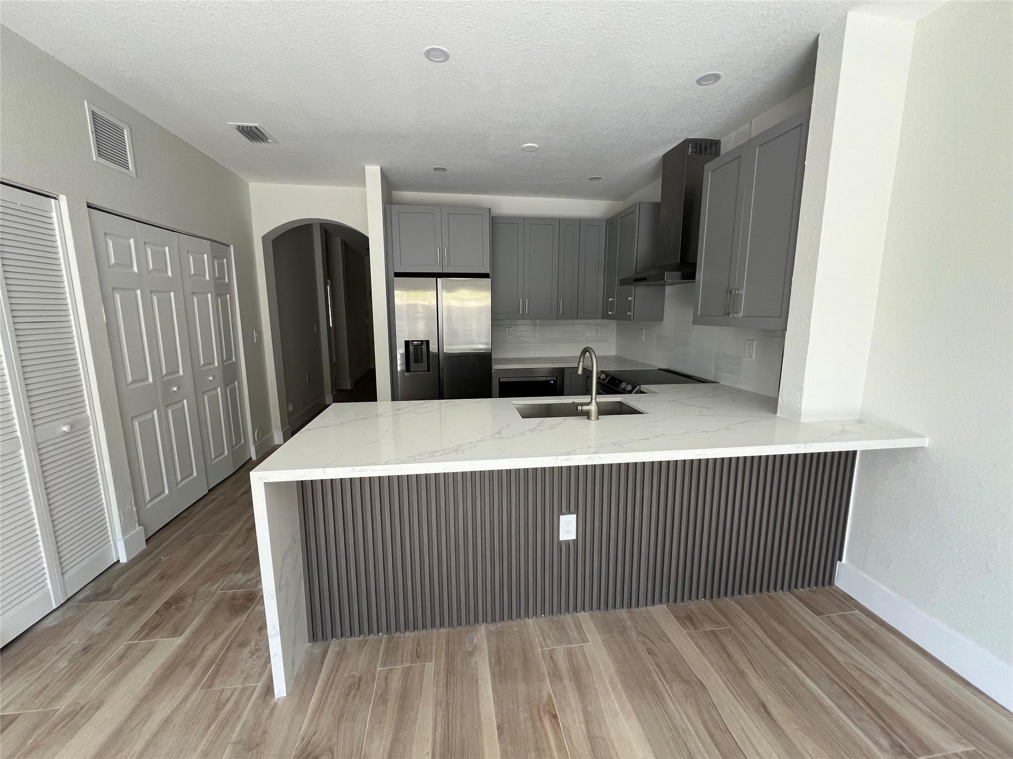 Photo for 10906 SW 181st Terrace, 10906, Miami, FL 33157 - listing #FX-10533153 10906 SW 181st Terrace, 10906, Miami, FL 33157