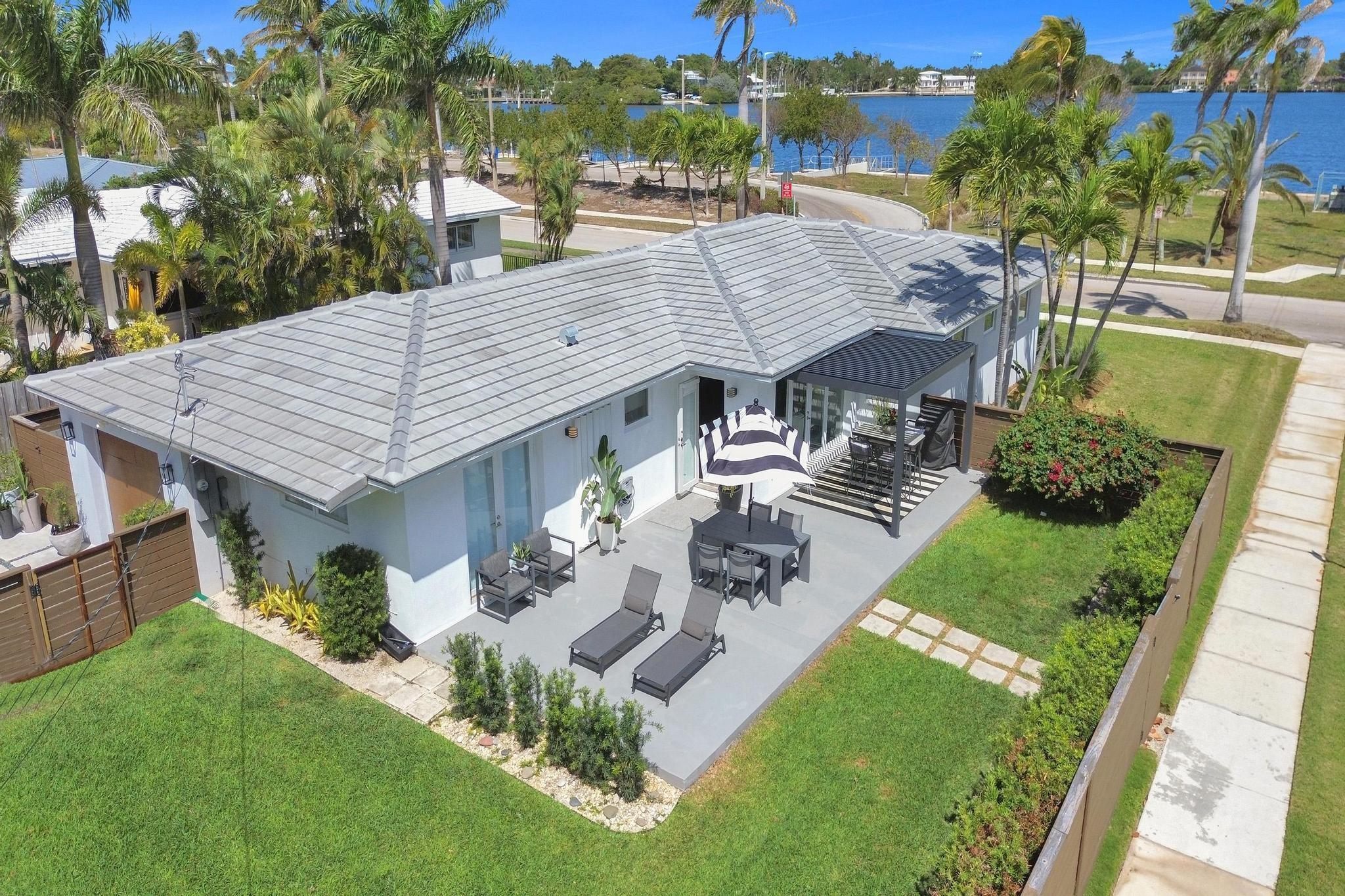 Photo for 800 Polk Street, Hollywood, FL 33019 - Listing #FX-10518579 800 Polk Street, Hollywood, FL 33019