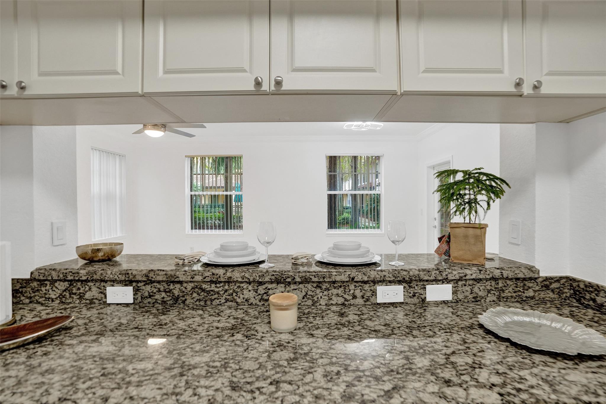 6584 W Sample Road 6584, Coral Springs, FL 33067