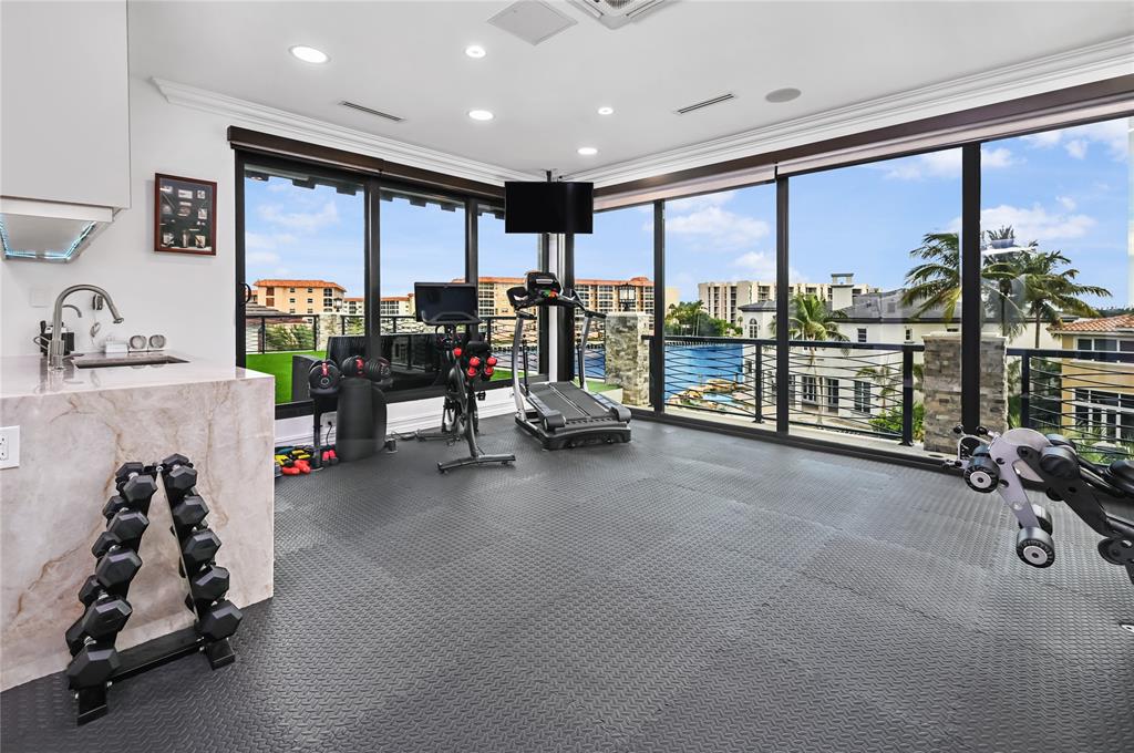 2900 NE 8 Avenue, Boca Raton, FL 33431