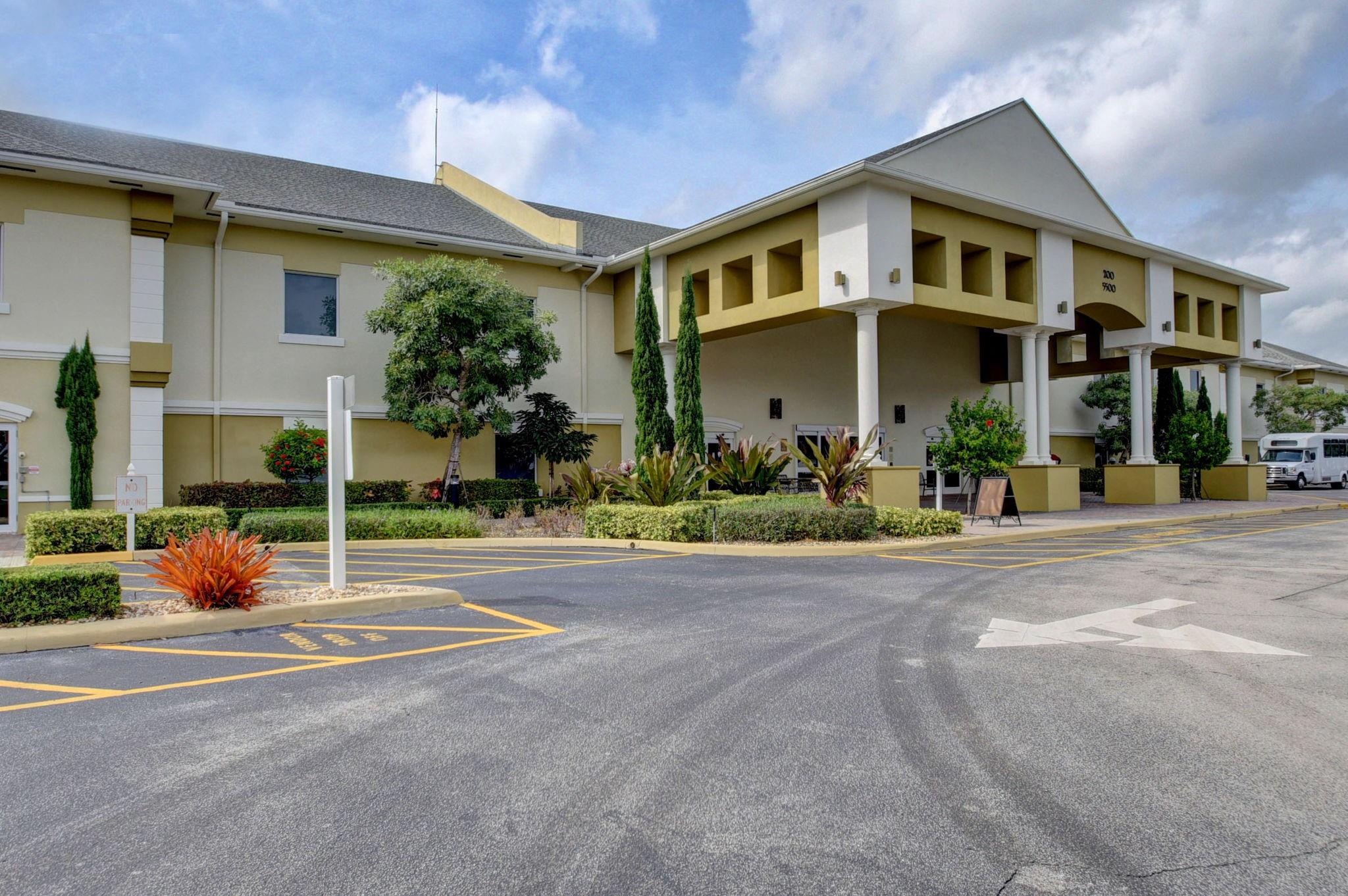 Photo for 267 Wellington J, 267, West Palm Beach, FL 33417 - Listing #FX-10503040 267 Wellington J, 267, West Palm Beach, FL 33417