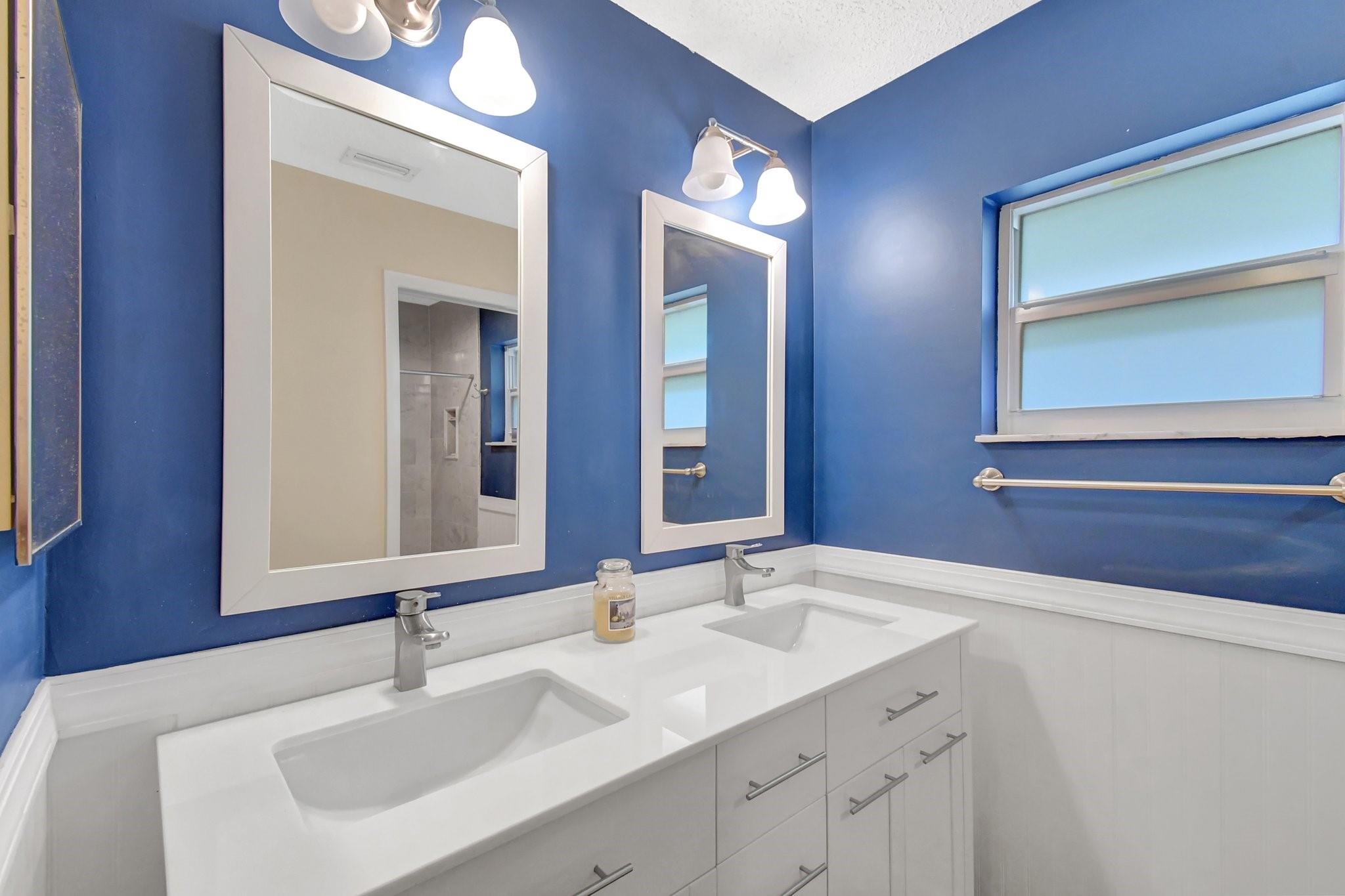 Photo for 134 E Riverbend Drive, Sunrise, FL 33326 - Listing #FX-10503326 134 E Riverbend Drive, Sunrise, FL 33326