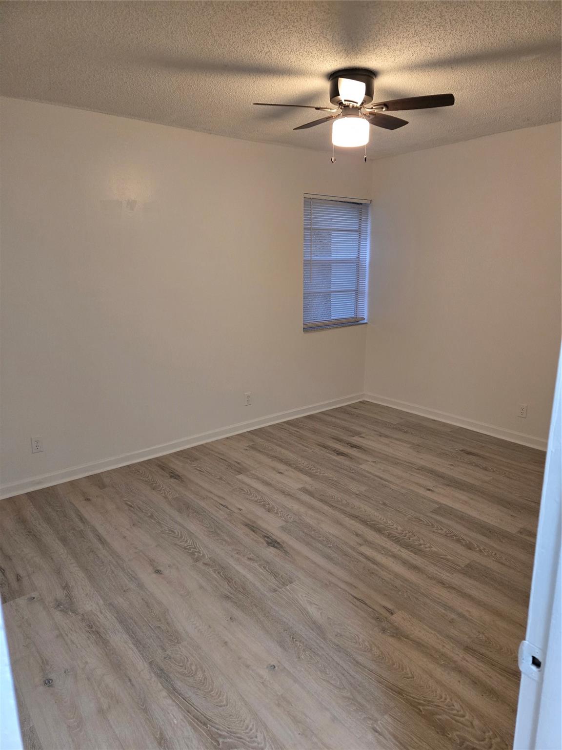 8917 NW 28th Drive 51, Coral Springs, FL 33065