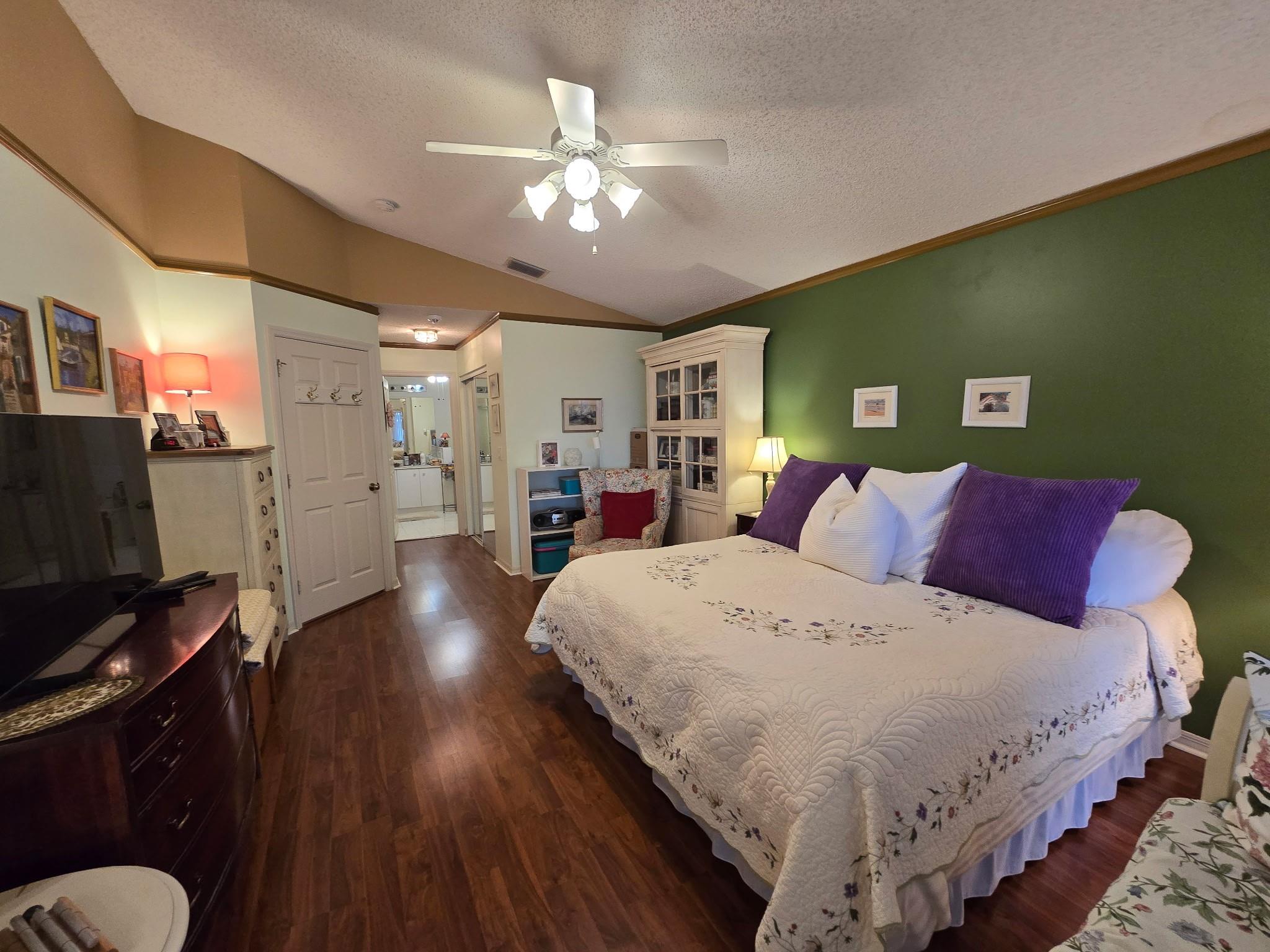 Photo for 98 Gables Boulevard, Weston, FL 33326 - Listing #FX-10506101 98 Gables Boulevard, Weston, FL 33326