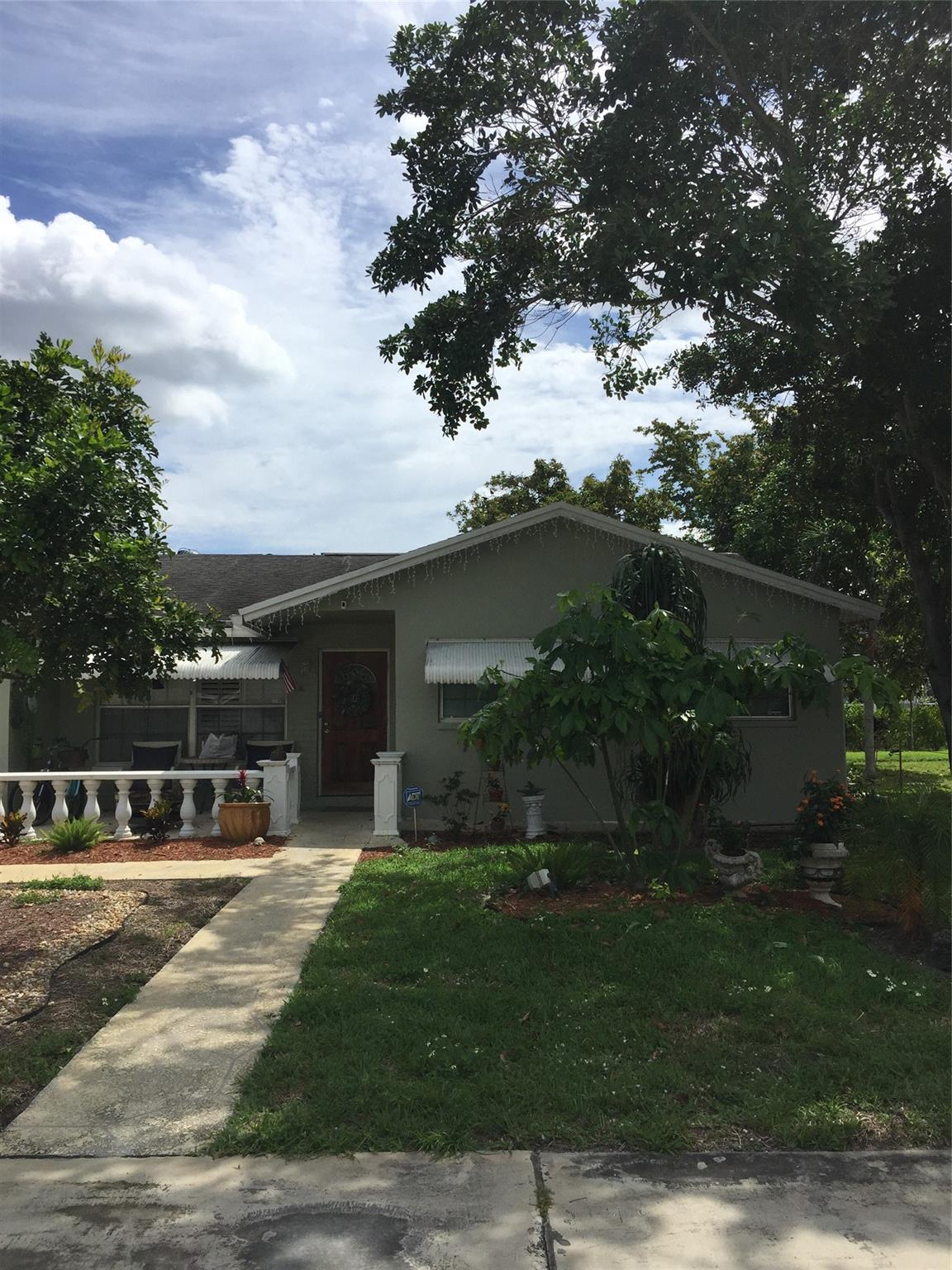 Photo for 22720 SW 64th Way, Boca Raton, FL 33428 - listing #FX-10528841 22720 SW 64th Way, Boca Raton, FL 33428