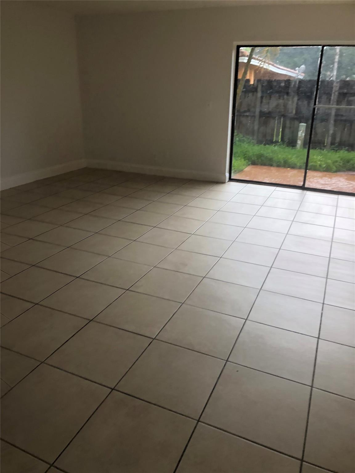 3750 NW 115th Way 4-1, Coral Springs, FL 33065