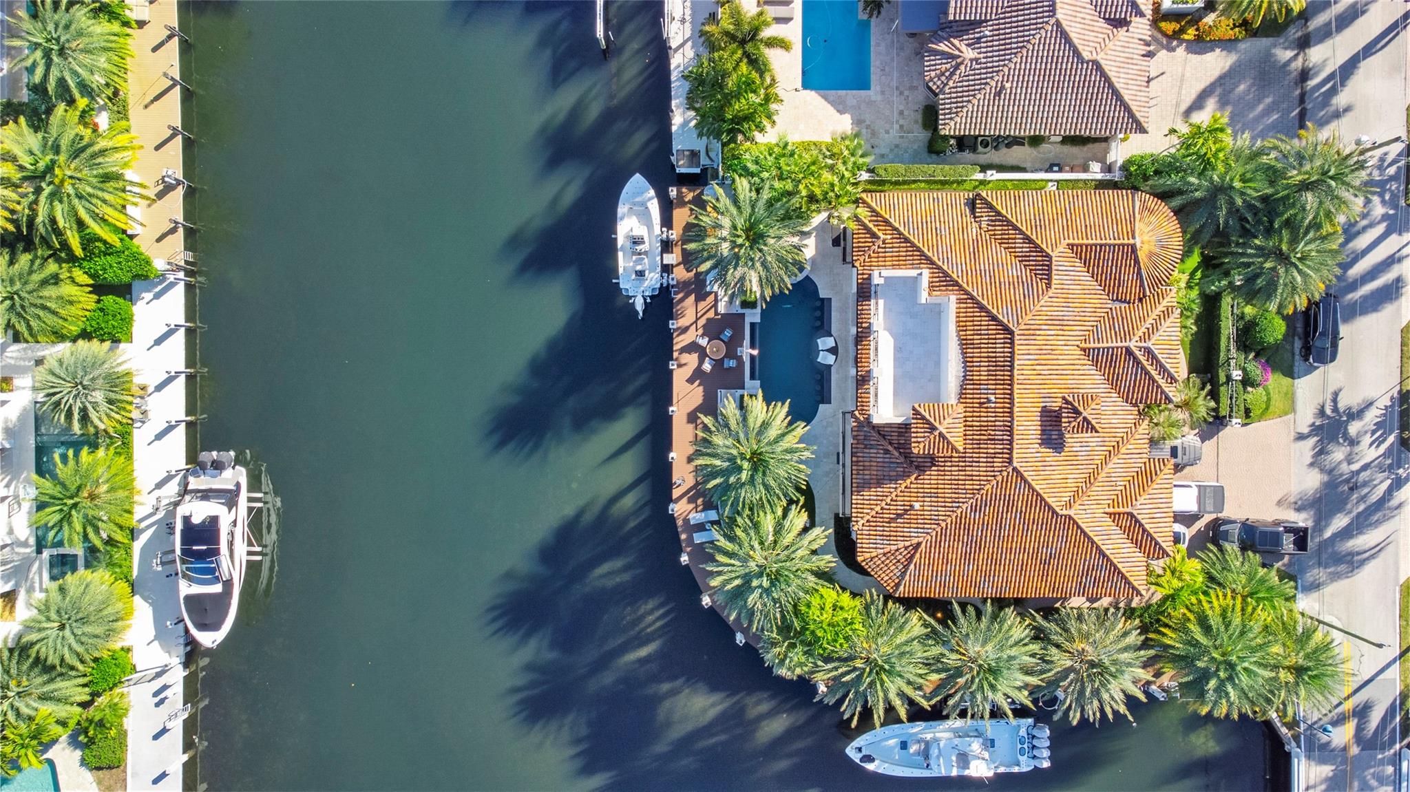 2319 NE 28th Street, Lighthouse Point, FL 33064