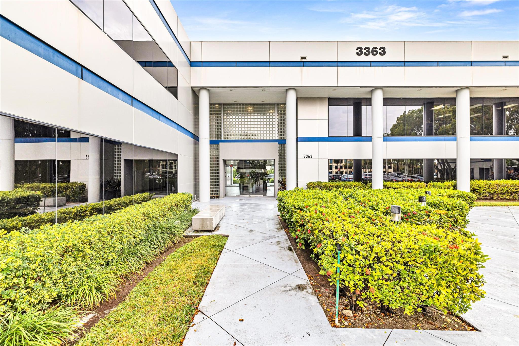 Photo for 3363 W Commercial Boulevard, 201A, Fort Lauderdale, FL 33309 - listing #FX-10481669 3363 W Commercial Boulevard, 201A, Fort Lauderdale, FL 33309