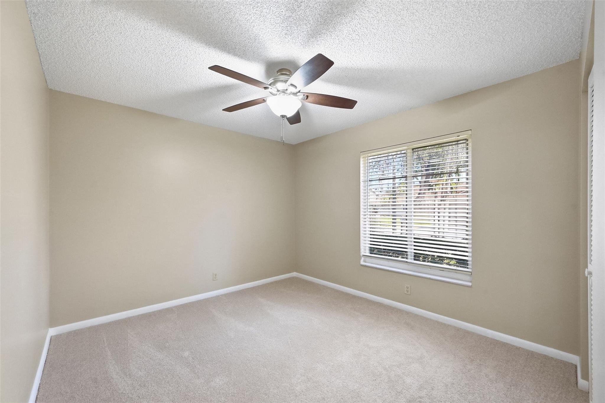 392 NW 113th Terrace, Coral Springs, FL 33071