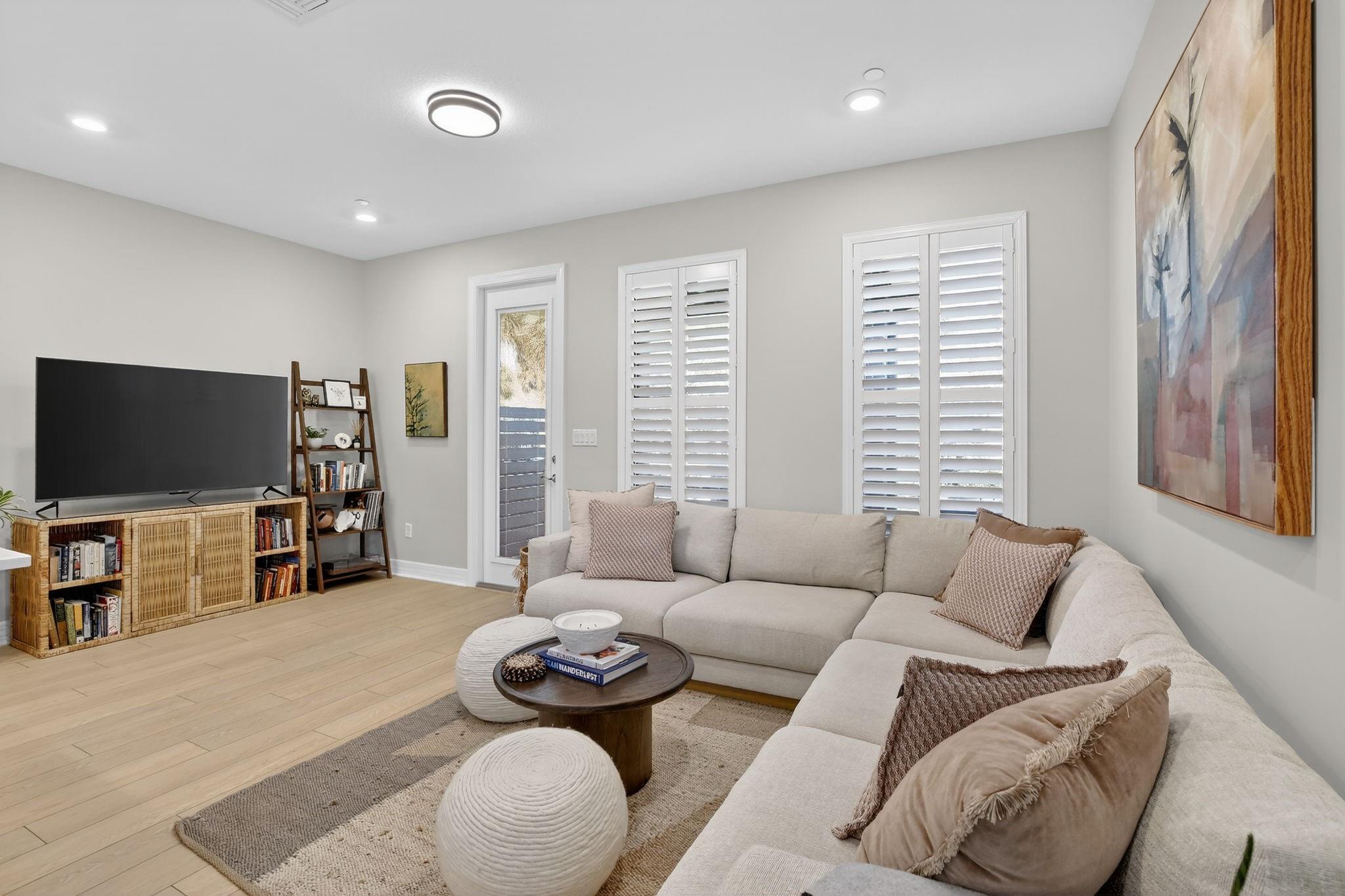 770 NW 82nd Terrace, Plantation, FL 33324