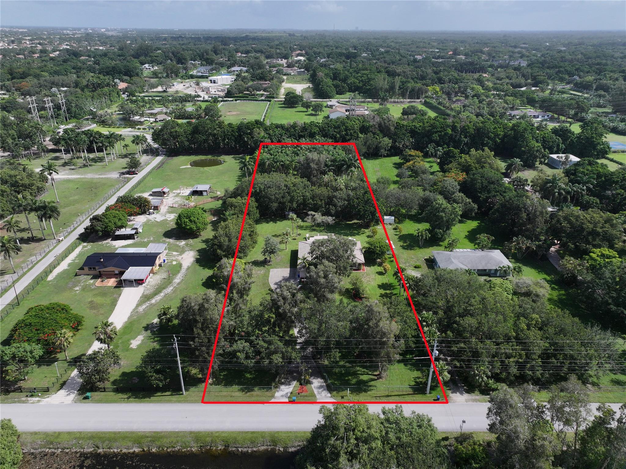 Photo for 14431 Mustang Trail, Southwest Ranches, FL 33330 - Listing #FX-10512709 14431 Mustang Trail, Southwest Ranches, FL 33330