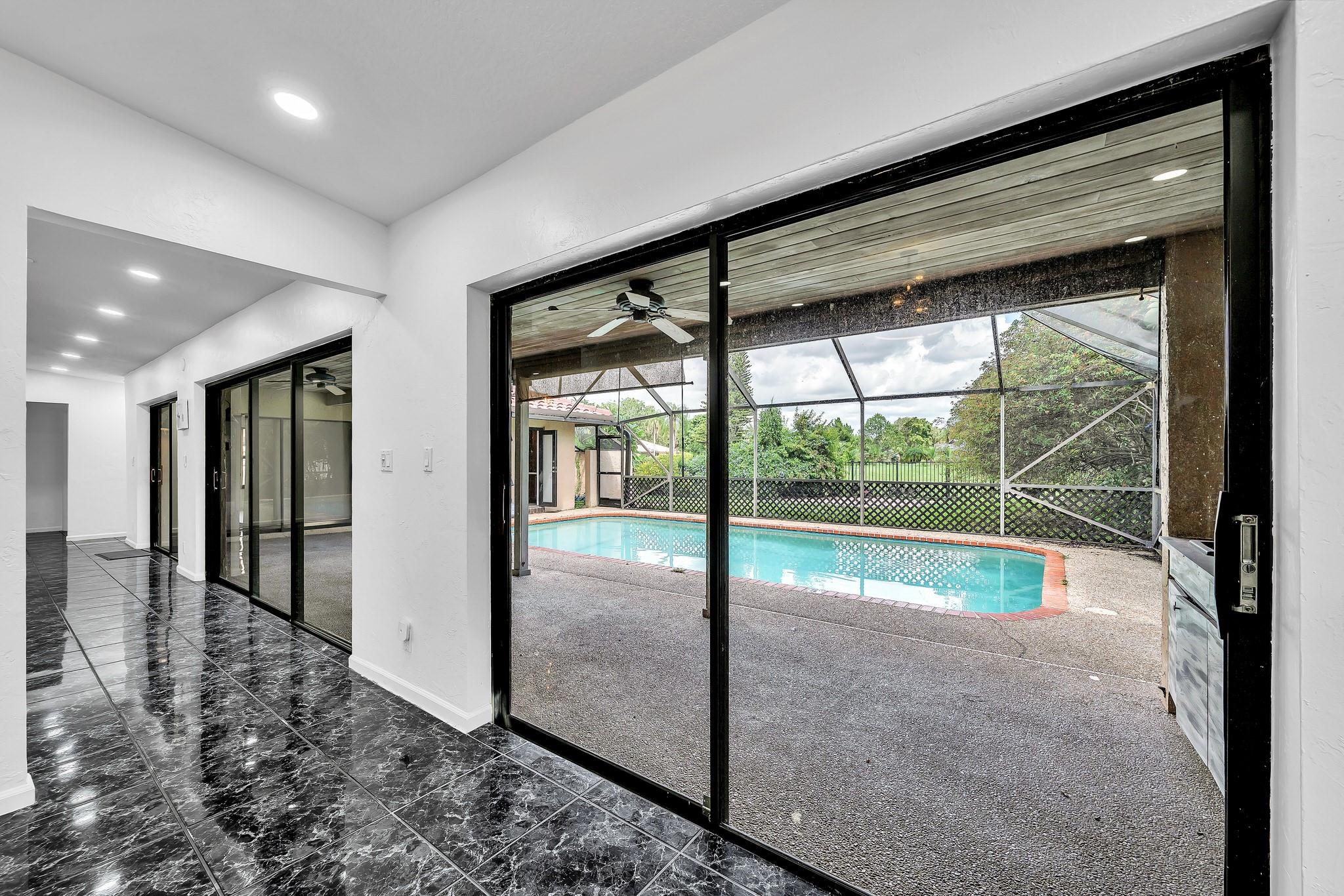 303 NW 105th Terrace, Coral Springs, FL 33071