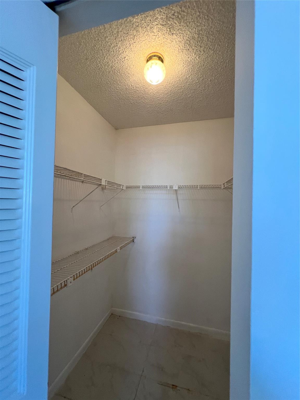Photo for 6001 NW 61st Avenue, 110, Tamarac, FL 33319 - Listing #FX-10526629 6001 NW 61st Avenue, 110, Tamarac, FL 33319