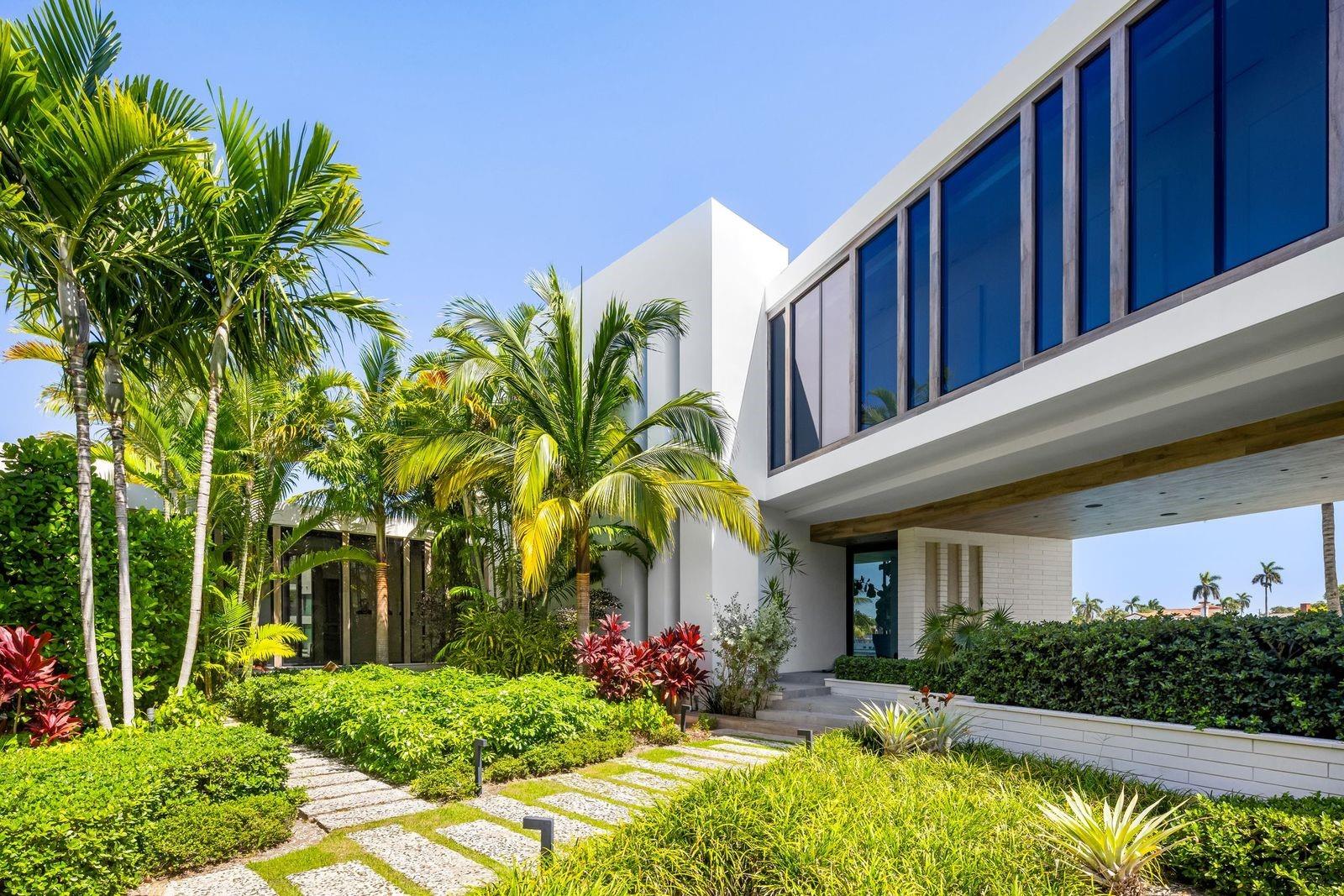 516 Mola Avenue, Fort Lauderdale, FL 33301