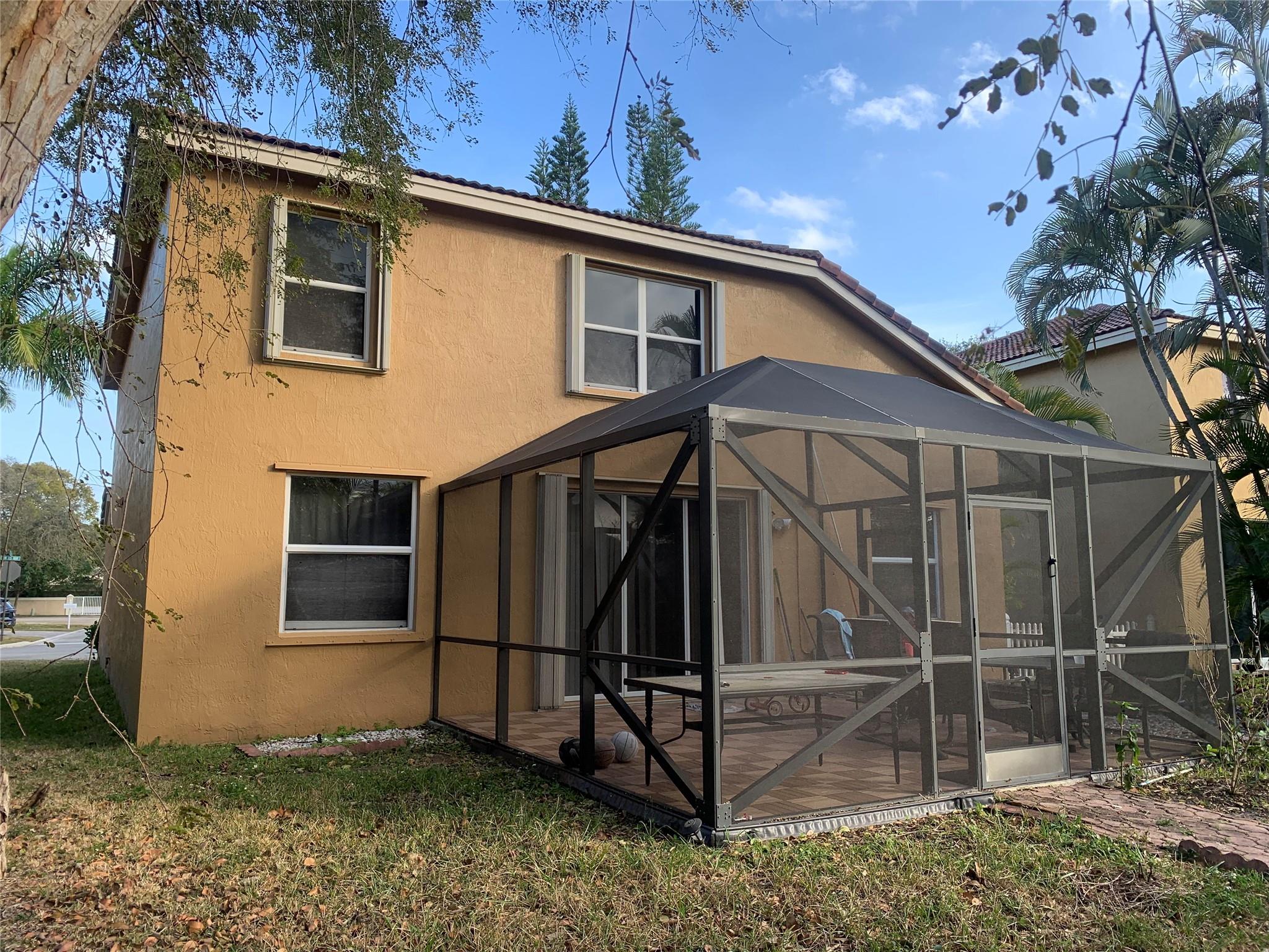 320 NW 115th Way, Coral Springs, FL 33071