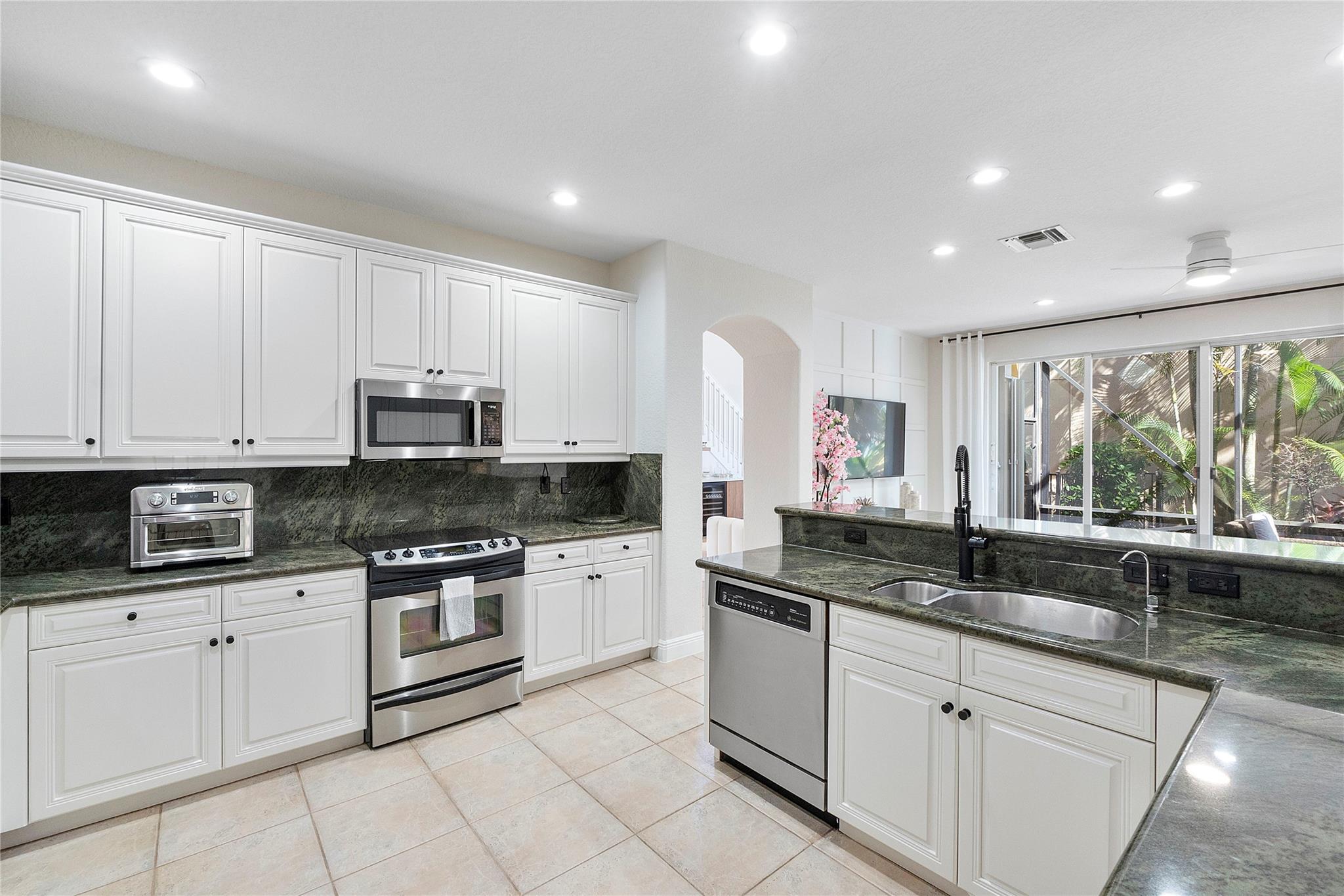 5859 NW 119th Drive, Coral Springs, FL 33076