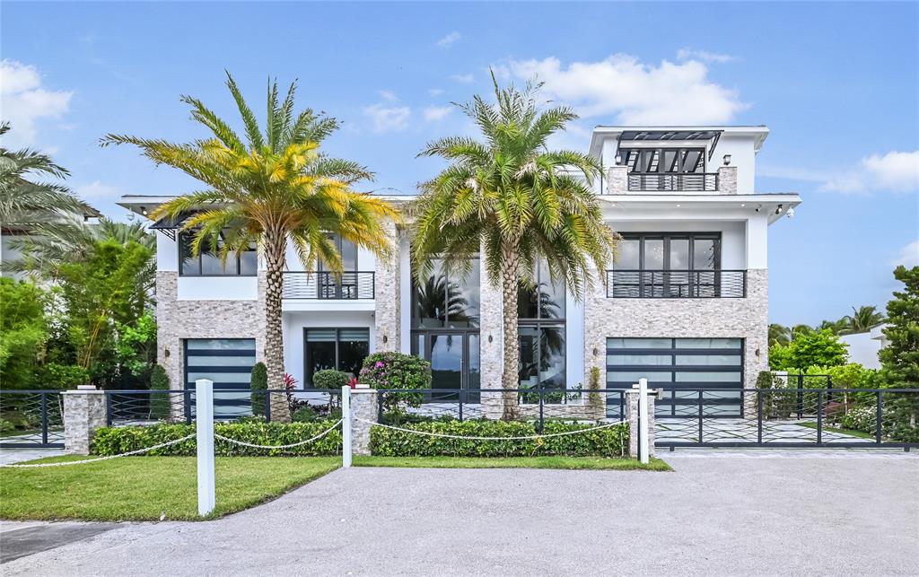 2900 NE 8 Avenue, Boca Raton, FL 33431