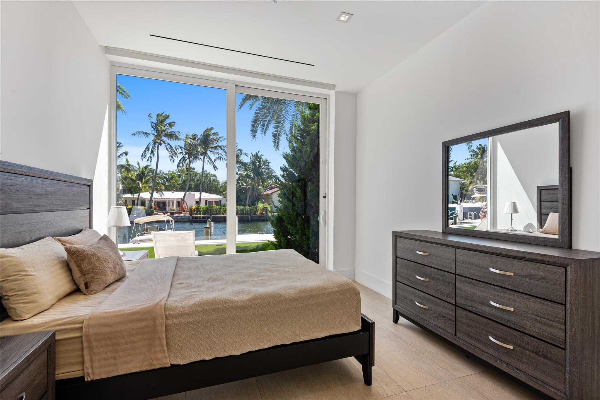 Photo for 500 Isle Of Capri Drive, Fort Lauderdale, FL 33301 - Listing #FX-10425455 500 Isle Of Capri Drive, Fort Lauderdale, FL 33301