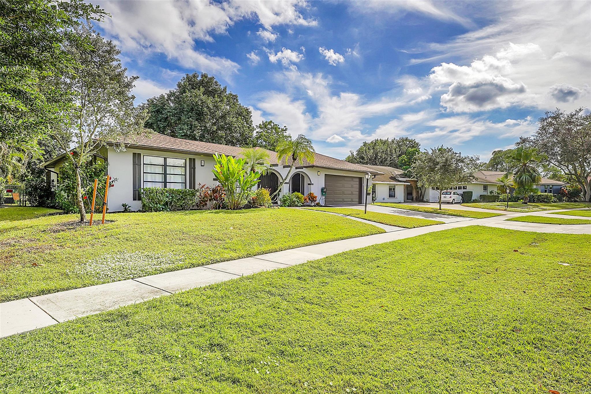 Photo for 1618 The 12th Fairway, Wellington, FL 33414 - Listing #FX-10486830 1618 The 12th Fairway, Wellington, FL 33414