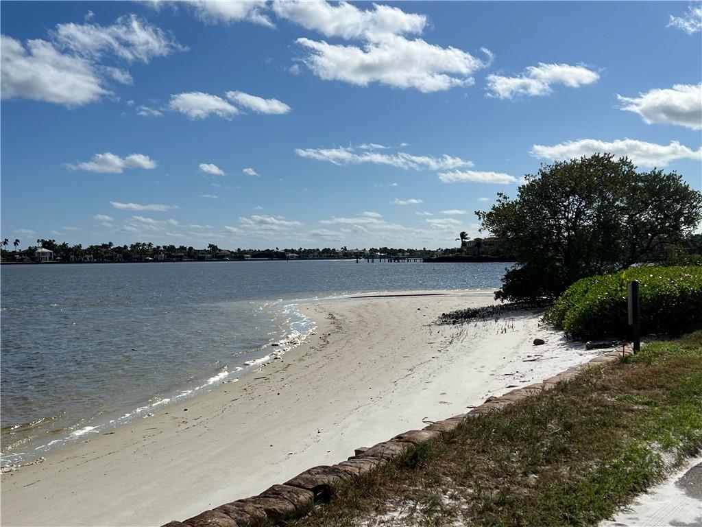 Photo for 7030 Half Moon Circle, 418, Hypoluxo, FL 33462 - listing #FX-10534975 7030 Half Moon Circle, 418, Hypoluxo, FL 33462