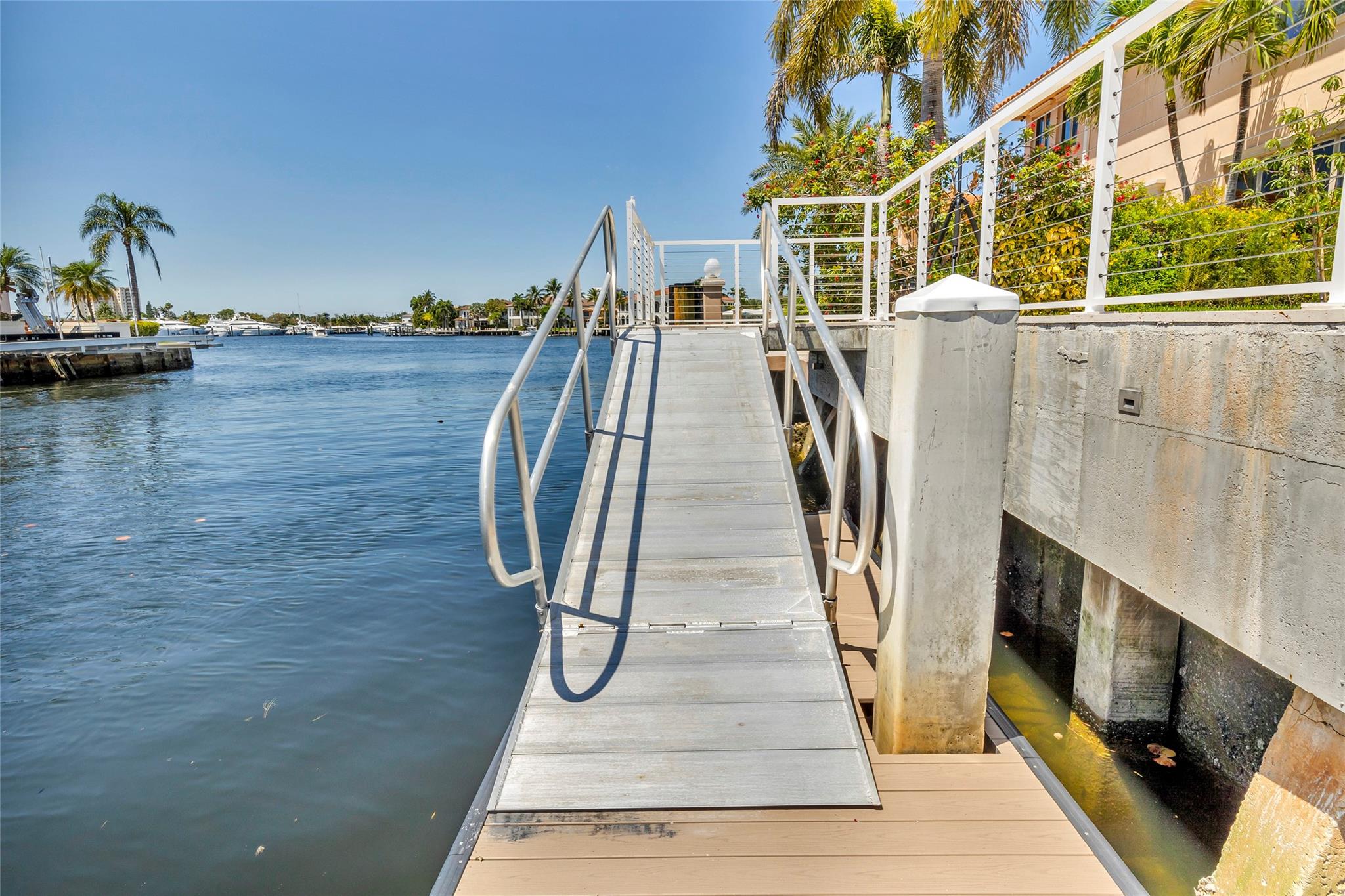 633 4th Key Drive, Fort Lauderdale, FL 33304