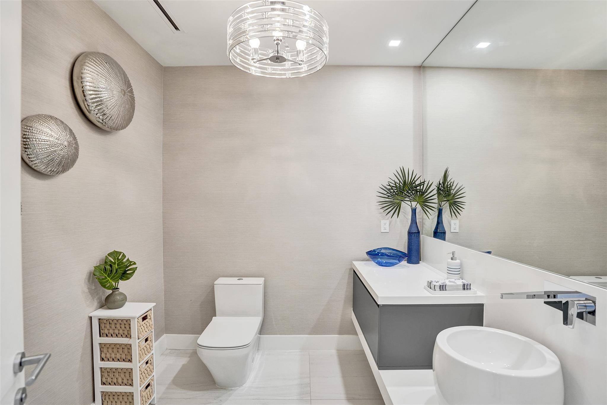 701 N Fort Lauderdale Beach Boulevard PH 1801, Fort Lauderdale, FL 33304