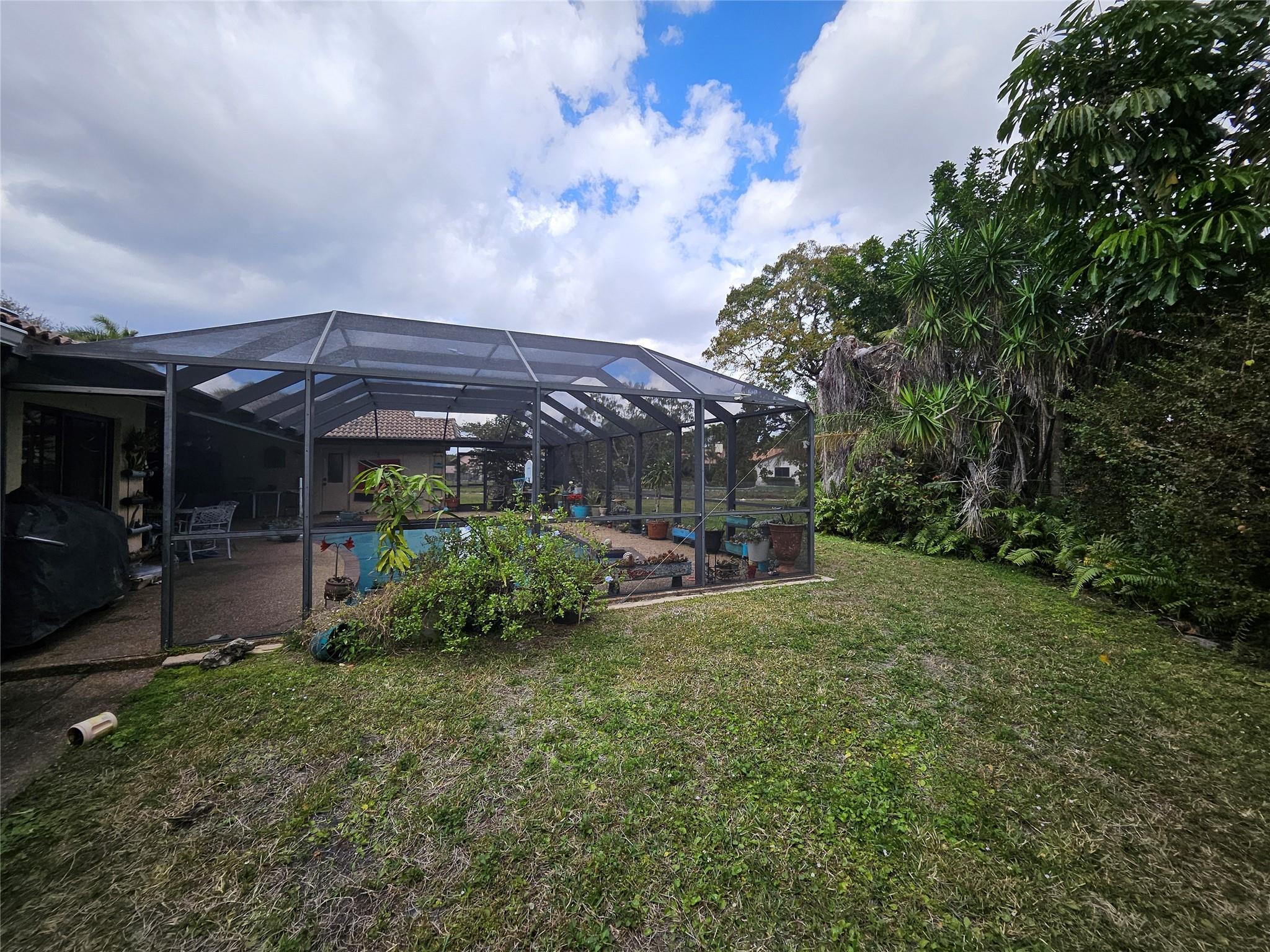 197 NW 113th Way, Coral Springs, FL 33071