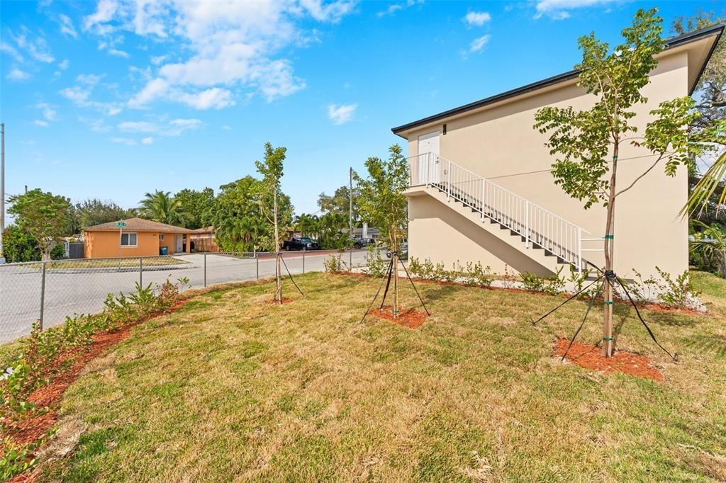 1999 NW 46th Street, Miami, FL 33142