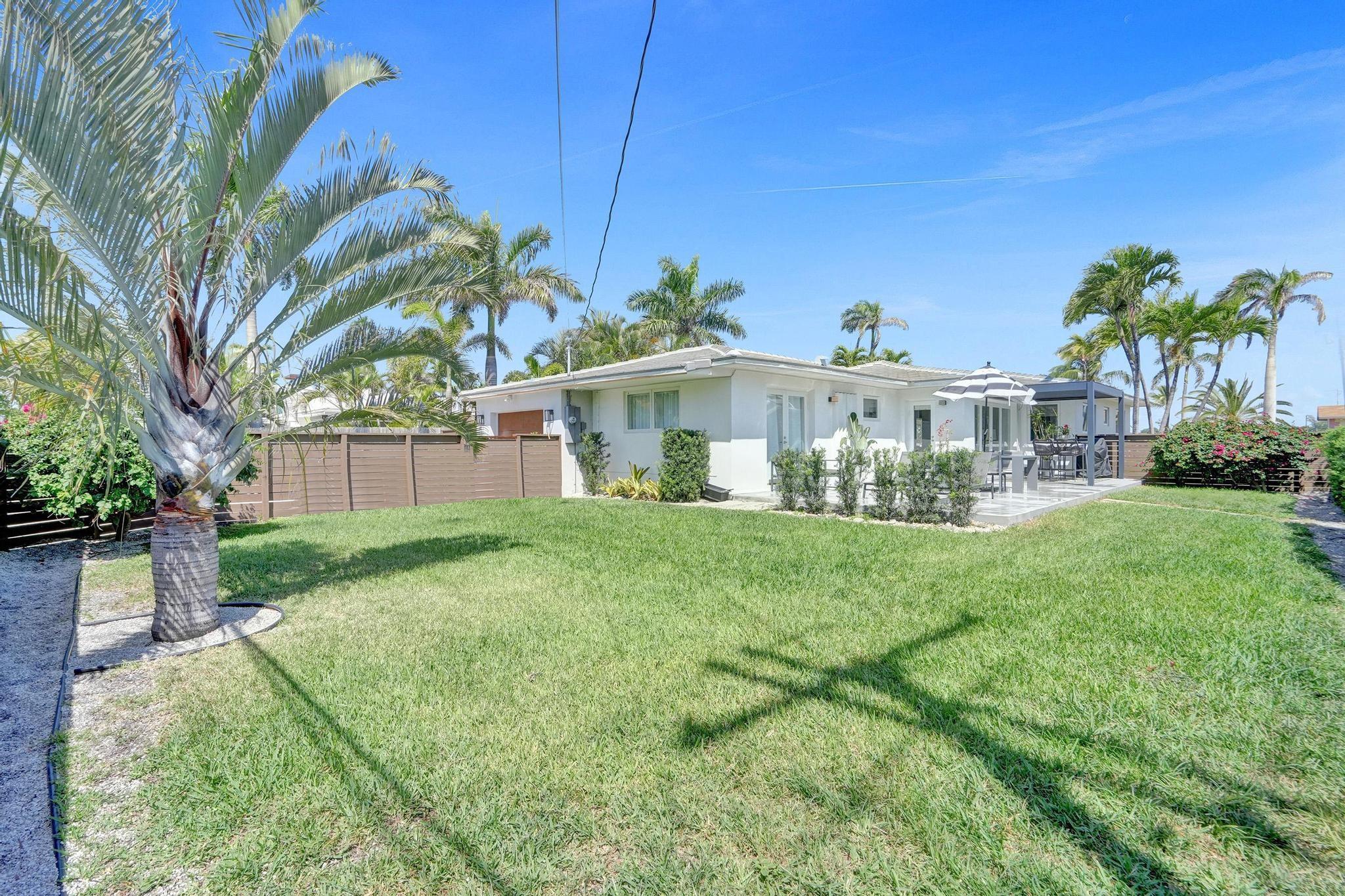 Photo for 800 Polk Street, Hollywood, FL 33019 - Listing #FX-10518579 800 Polk Street, Hollywood, FL 33019