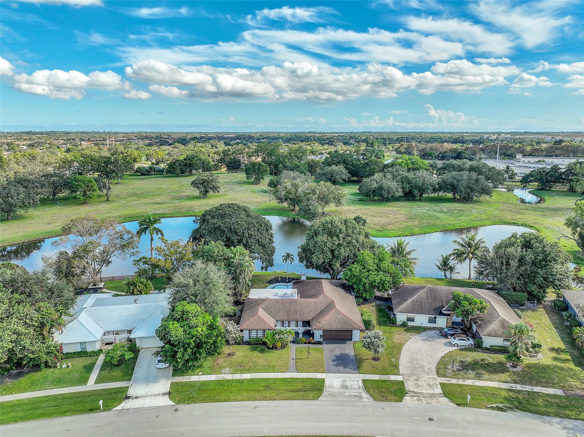 Photo for 1618 The 12th Fairway, Wellington, FL 33414 - Listing #FX-10486830 1618 The 12th Fairway, Wellington, FL 33414