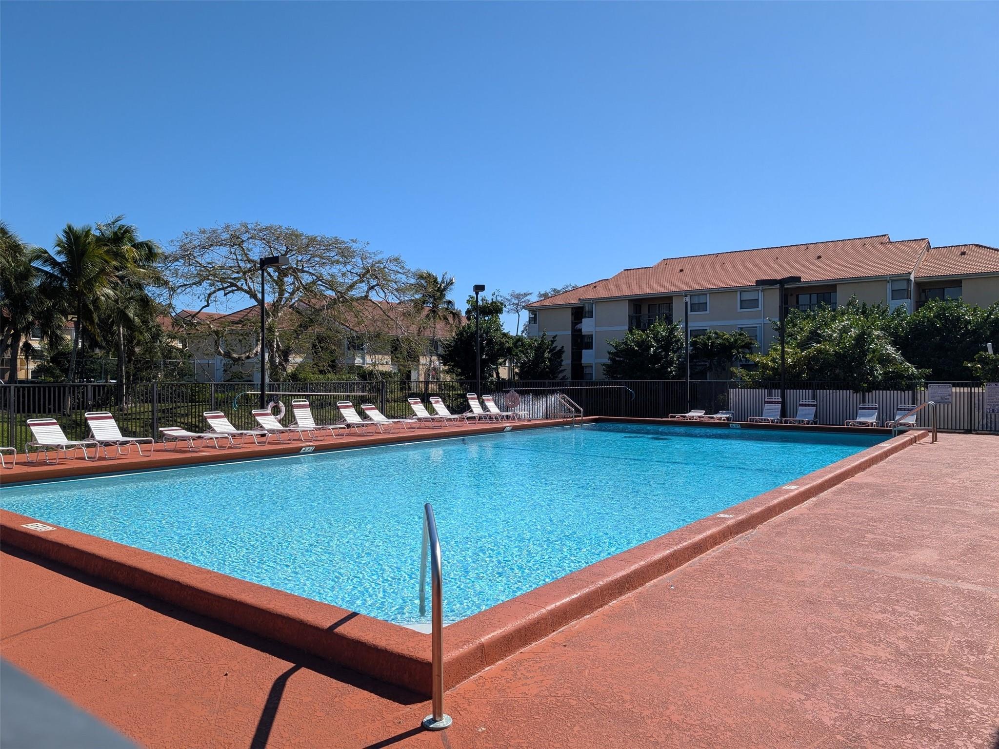 5741 Riverside Drive 201, Coral Springs, FL 33067