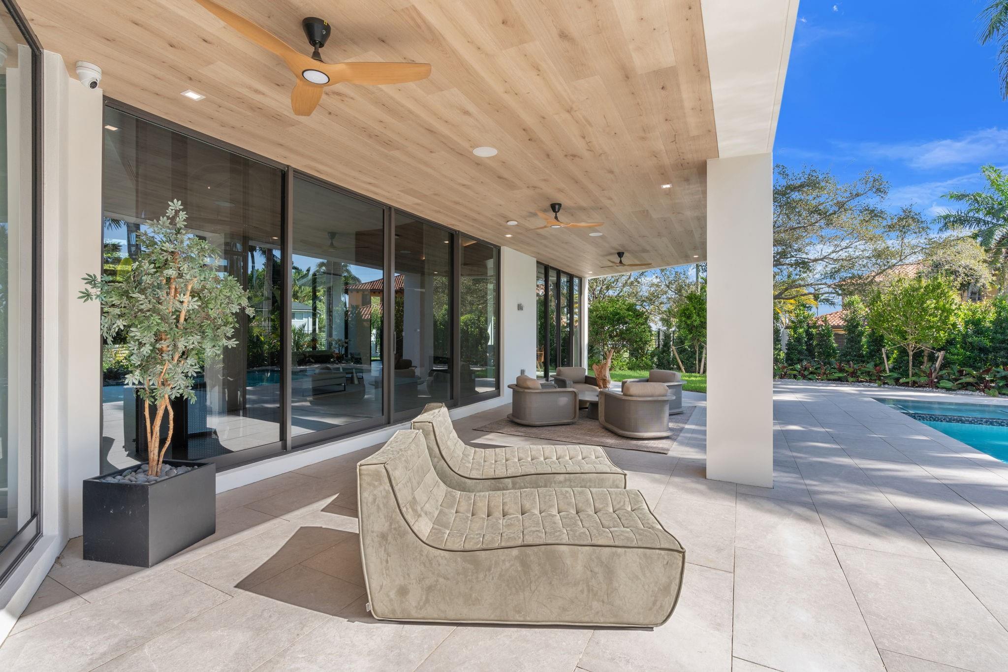 2035 Intracoastal Drive, Fort Lauderdale, FL 33305