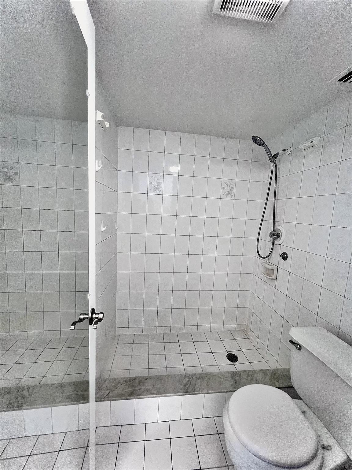 3100 Riverside Drive 307, Coral Springs, FL 33065