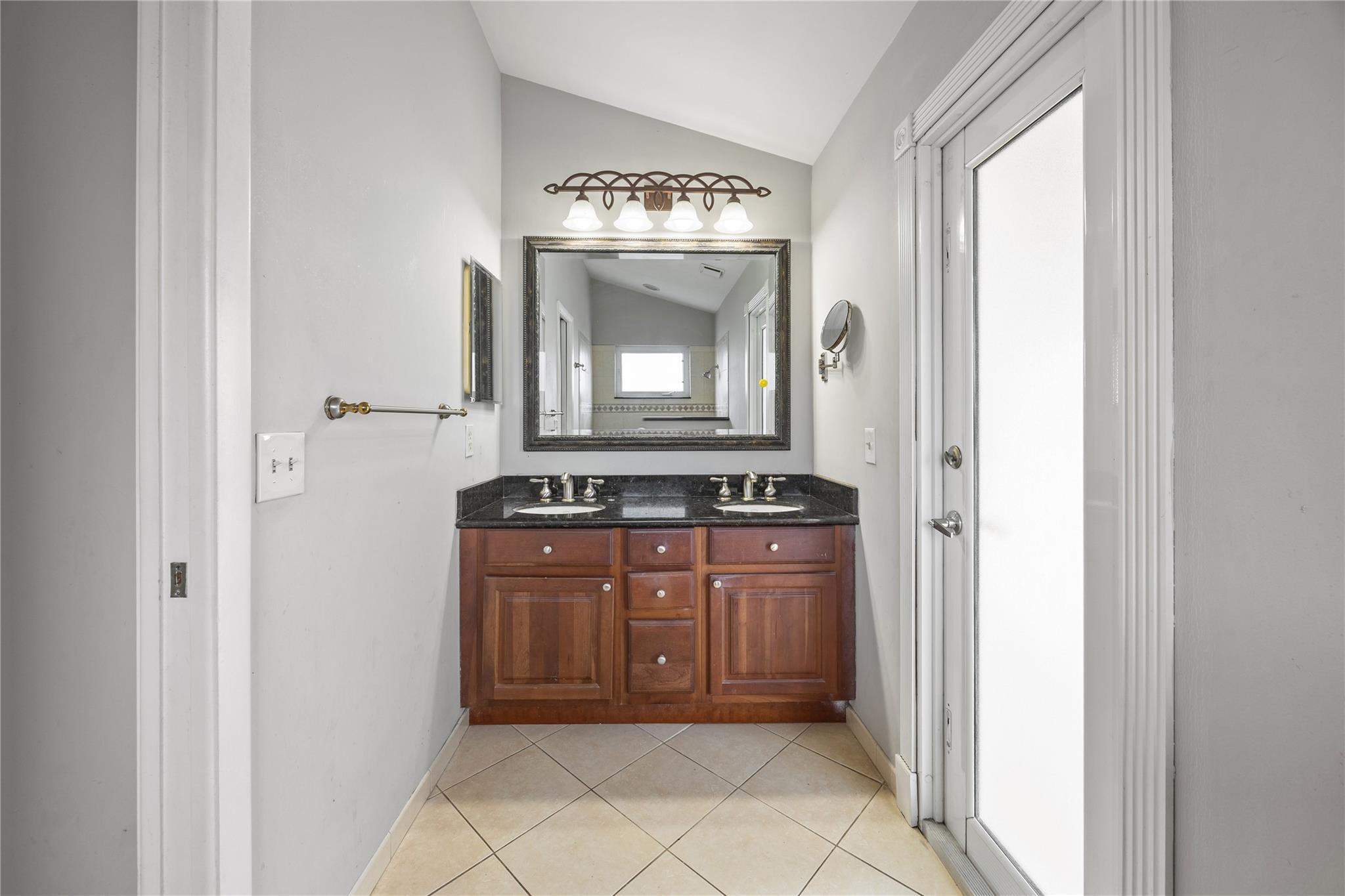 5302 NW 64th Way, Coral Springs, FL 33067