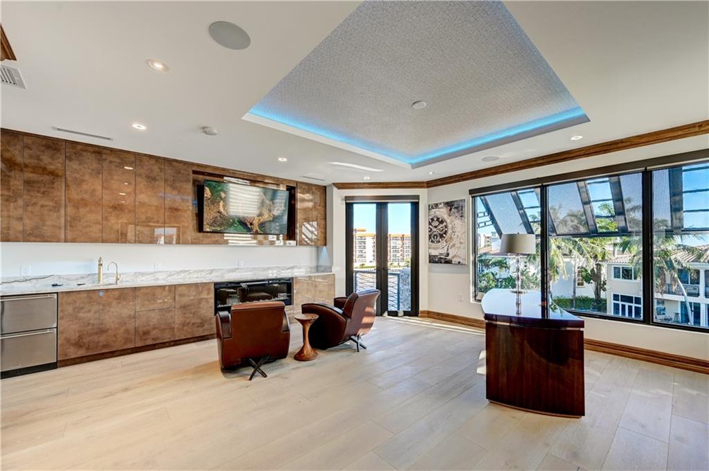 2900 NE 8 Avenue, Boca Raton, FL 33431