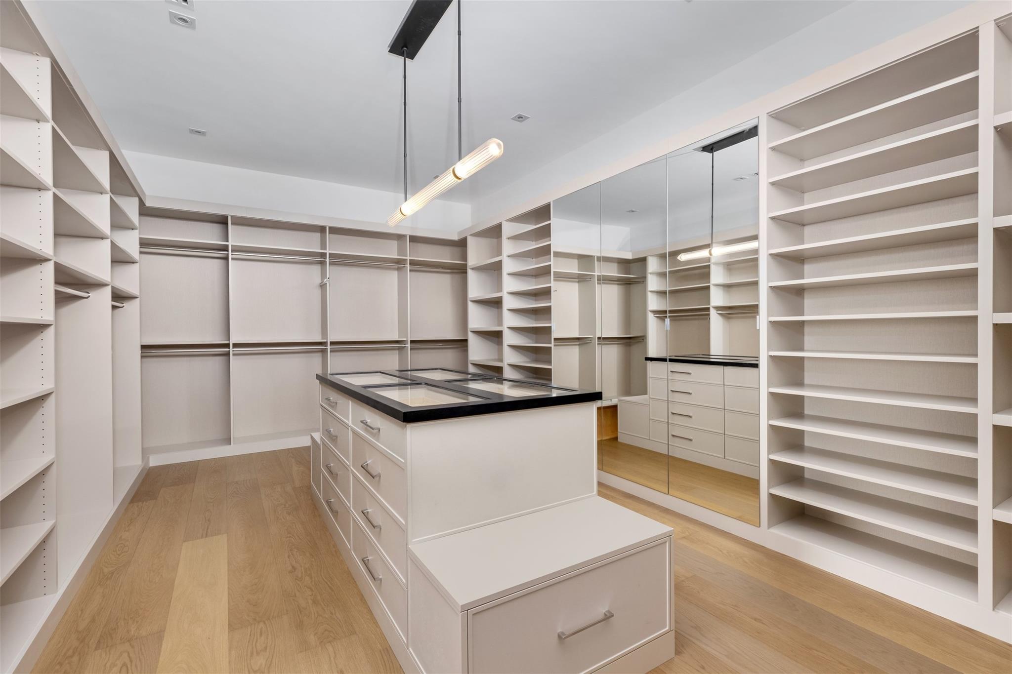 32 Seneca Road, Fort Lauderdale, FL 33308