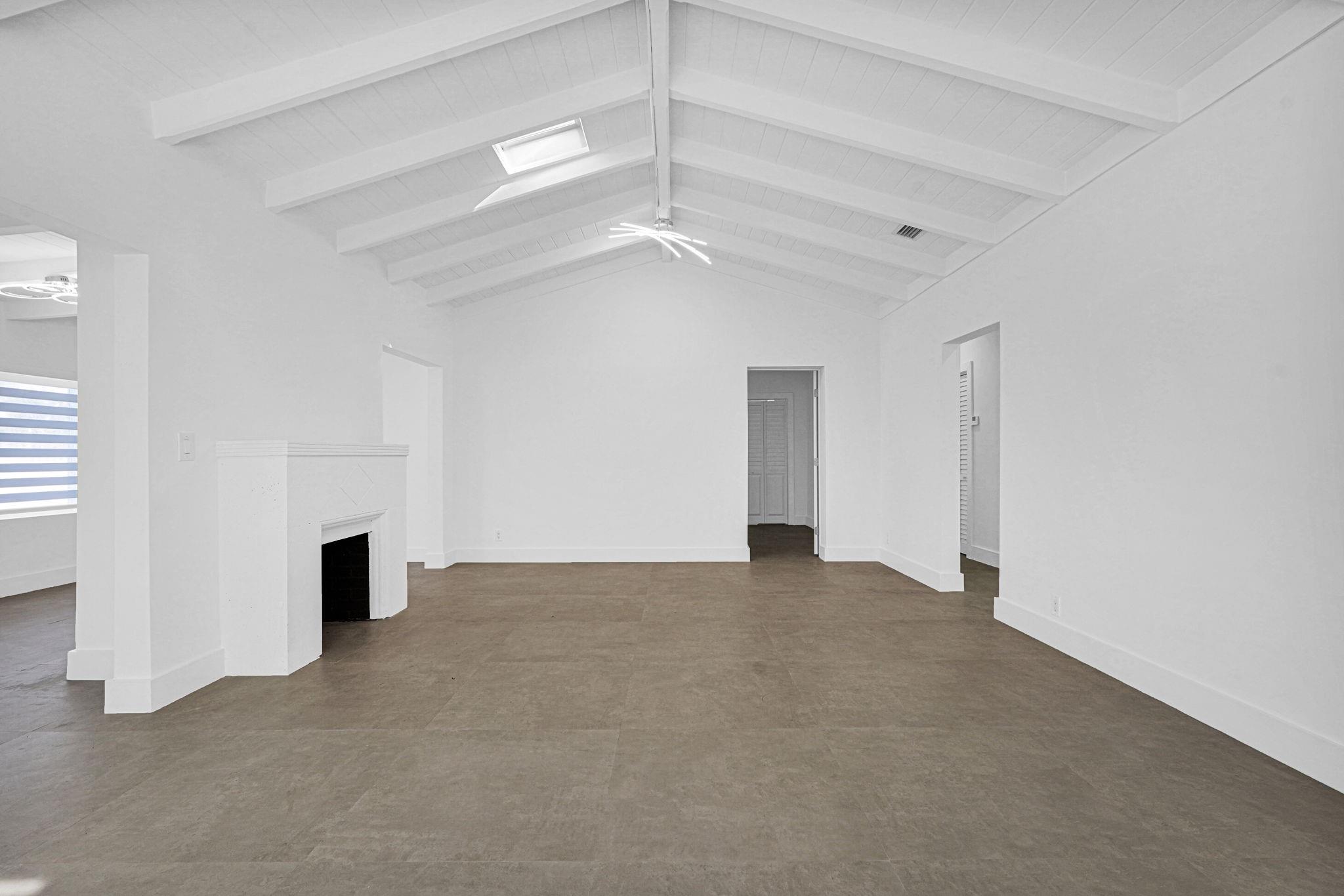 2291 SW 17th Street, Miami, FL 33145