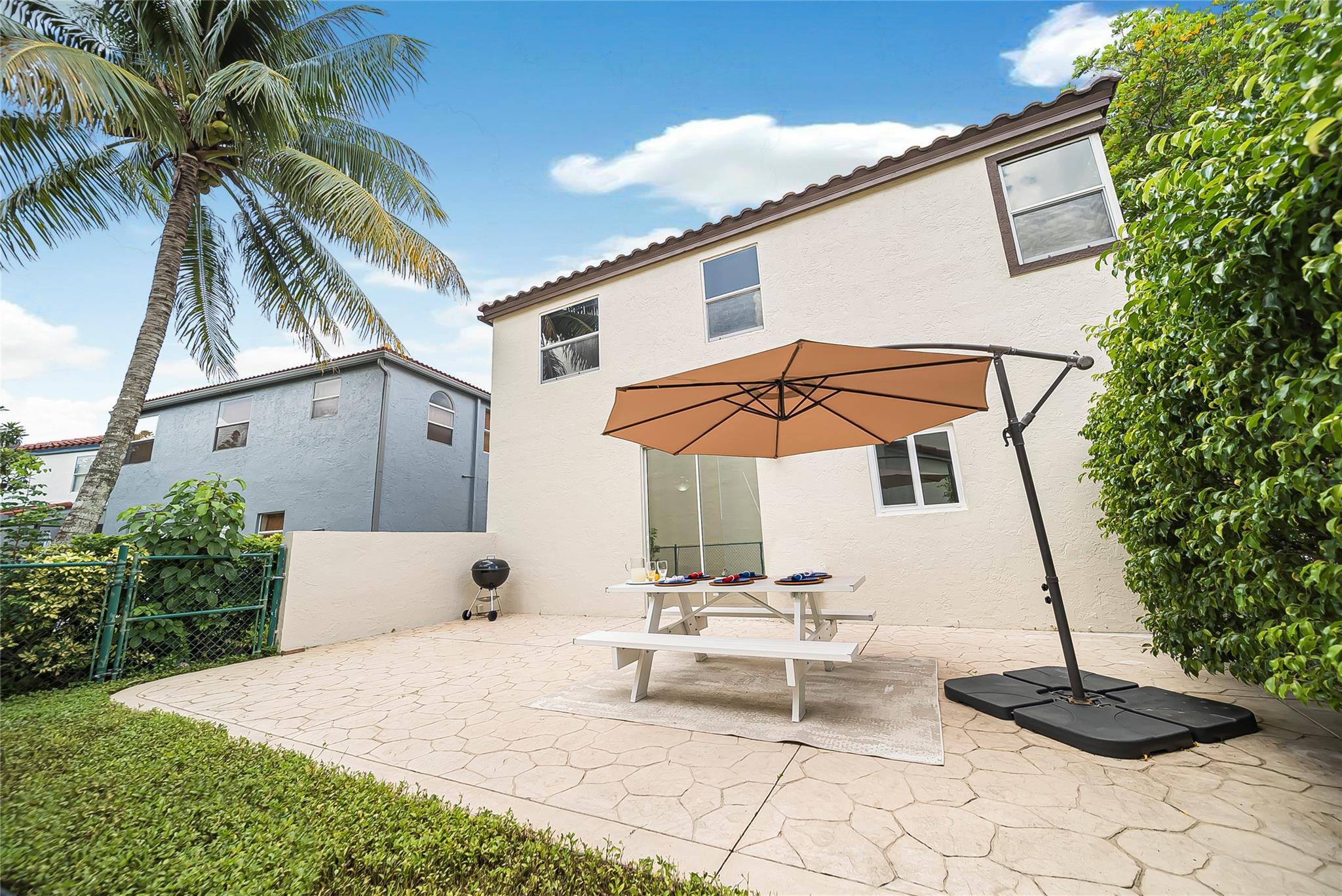 Photo for 117 NW 118th Drive, Coral Springs, FL 33071 - Listing #FX-10516140 117 NW 118th Drive, Coral Springs, FL 33071