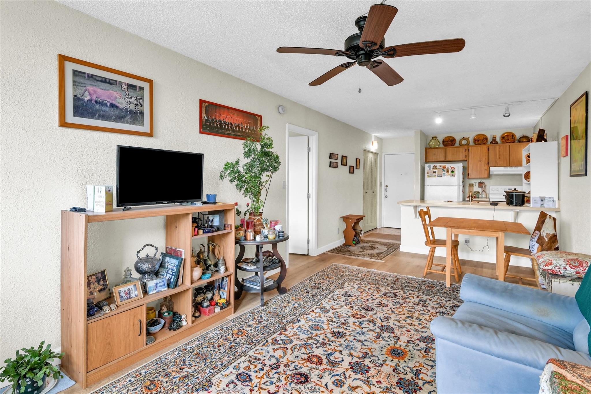 2701 Riverside Drive 305-B, Coral Springs, FL 33065