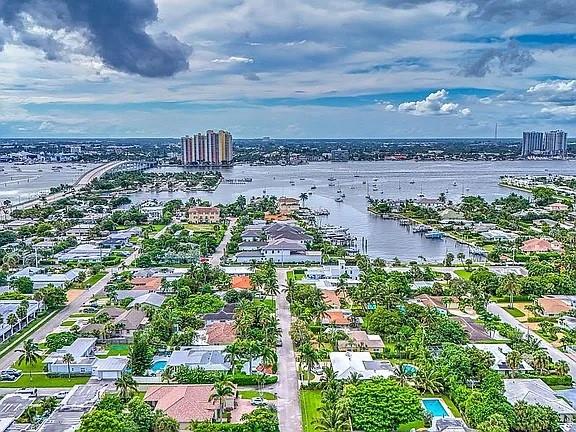 Photo for 2800 N Ocean Drive, A5B, West Palm Beach, FL 33404 - Listing #FX-10506493 2800 N Ocean Drive, A5B, West Palm Beach, FL 33404
