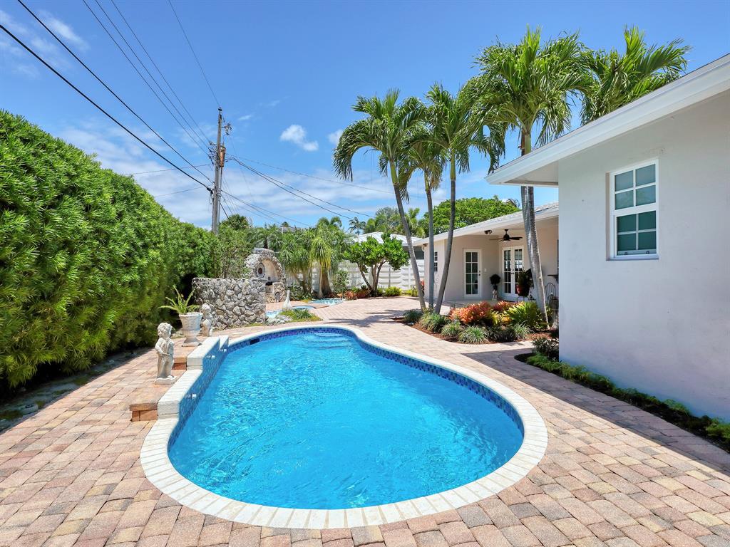 Photo for 4031 NE 17th Terrace, Oakland Park, FL 33334 - Listing #FX-10437186 4031 NE 17th Terrace, Oakland Park, FL 33334